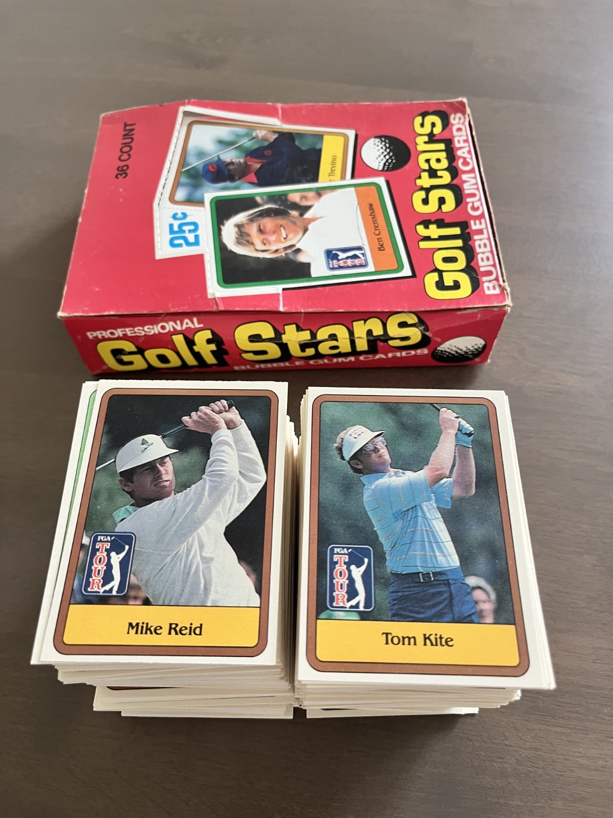 LOT OF 400+ 1980 Donruss PGA Tour Golf Cards w/BOX LOT OF 400+ 1980 Donruss PGA Tour Golf Cards w/BOX