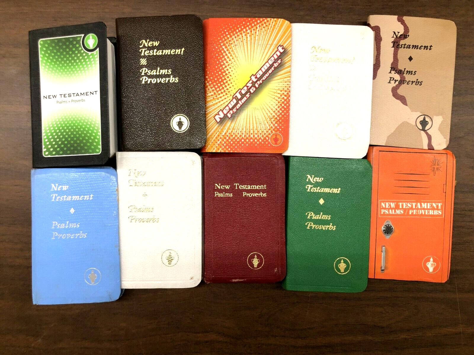 10 Pocket Bibles lot of books small Gideon' Bibles Plasms Proverbs New Testament