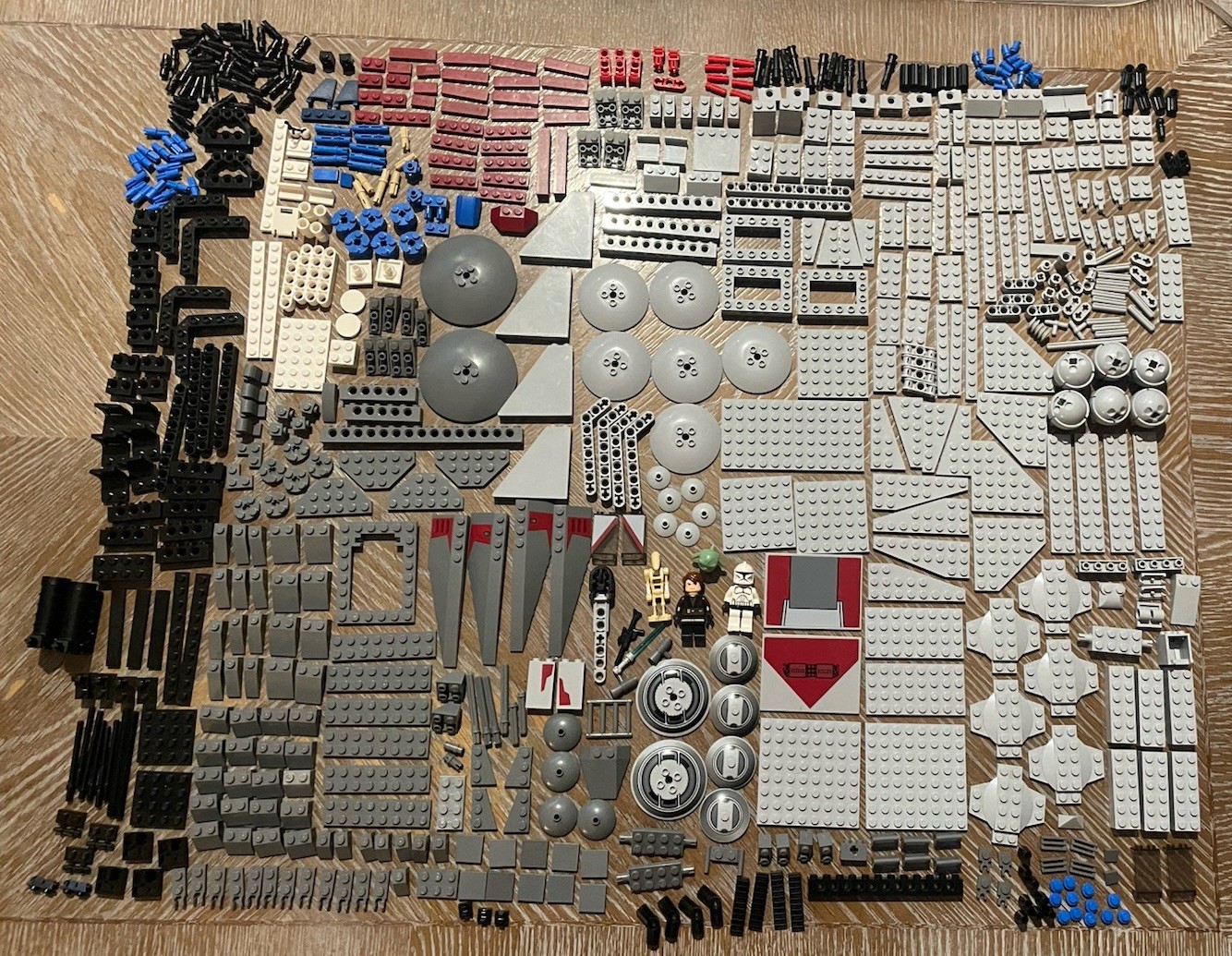 LEGO Star Wars Set #7675: AT-TE Walker (Nearly Complete - See Description)