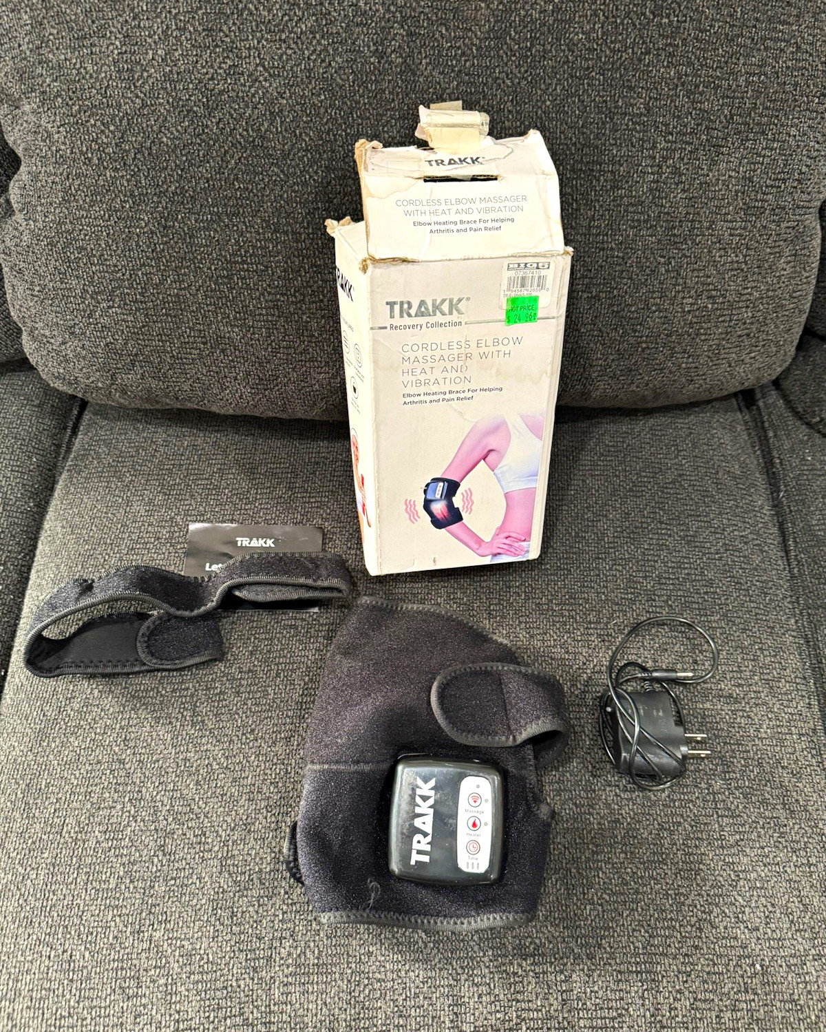 TRAKK Recovery Collection Cordless Elbow Massager Heat Vibration TR-ELBMAS-100