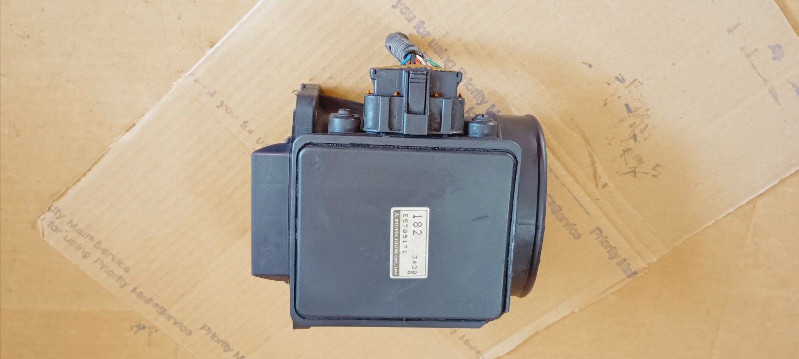 1991 1992 1993 MITSUBISHI MIGHTY MAX / RAM 50 2.4 MAF SENSOR E5T05171 USED OEM 1991 1992 1993 MITSUBISHI MIGHTY MAX / RAM 50 2.4 MAF SENSOR E5T05171 USED OEM