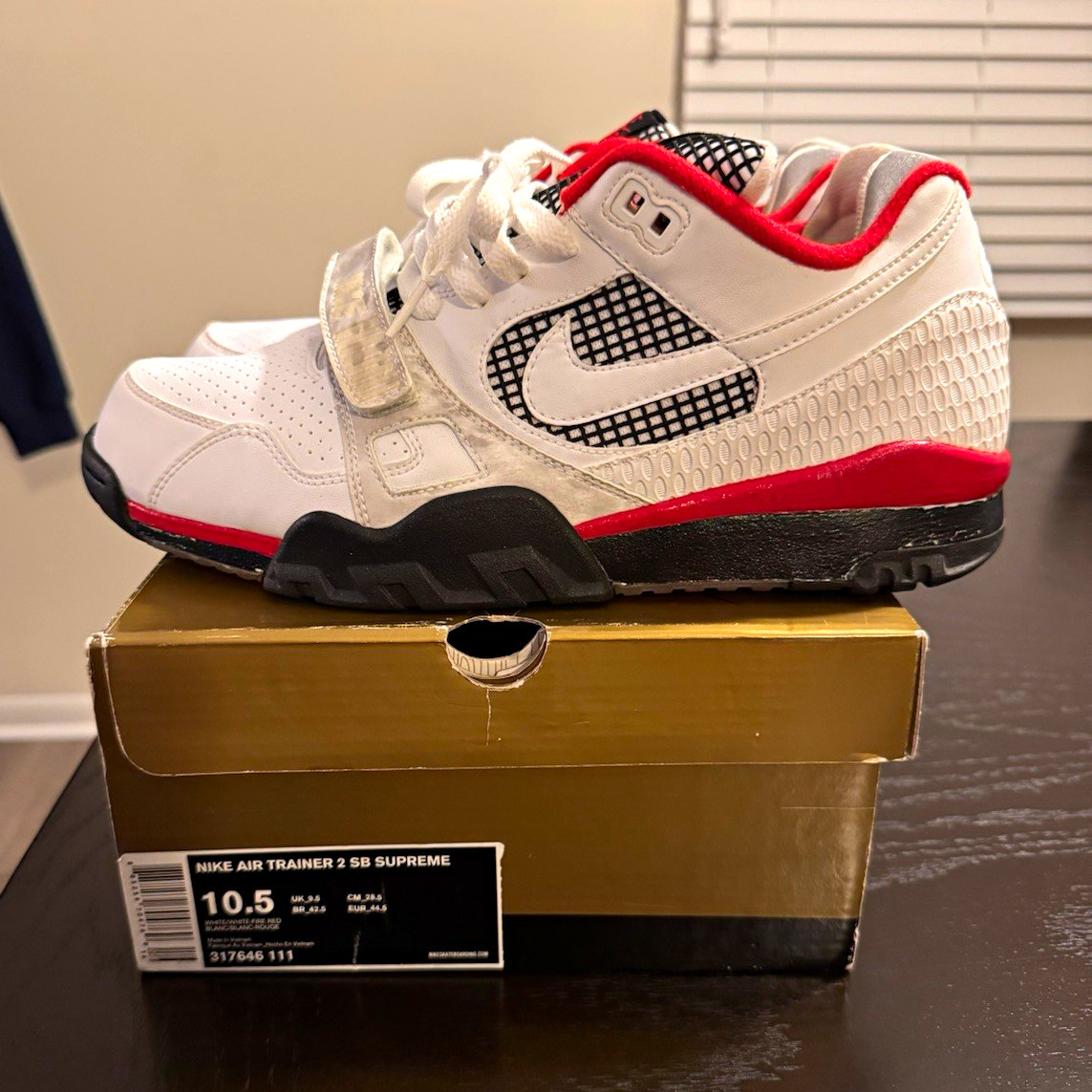 Supreme Nike Air Trainer 2 SB White Fire Red 2007 Size 10.5 worn once 317646-111
