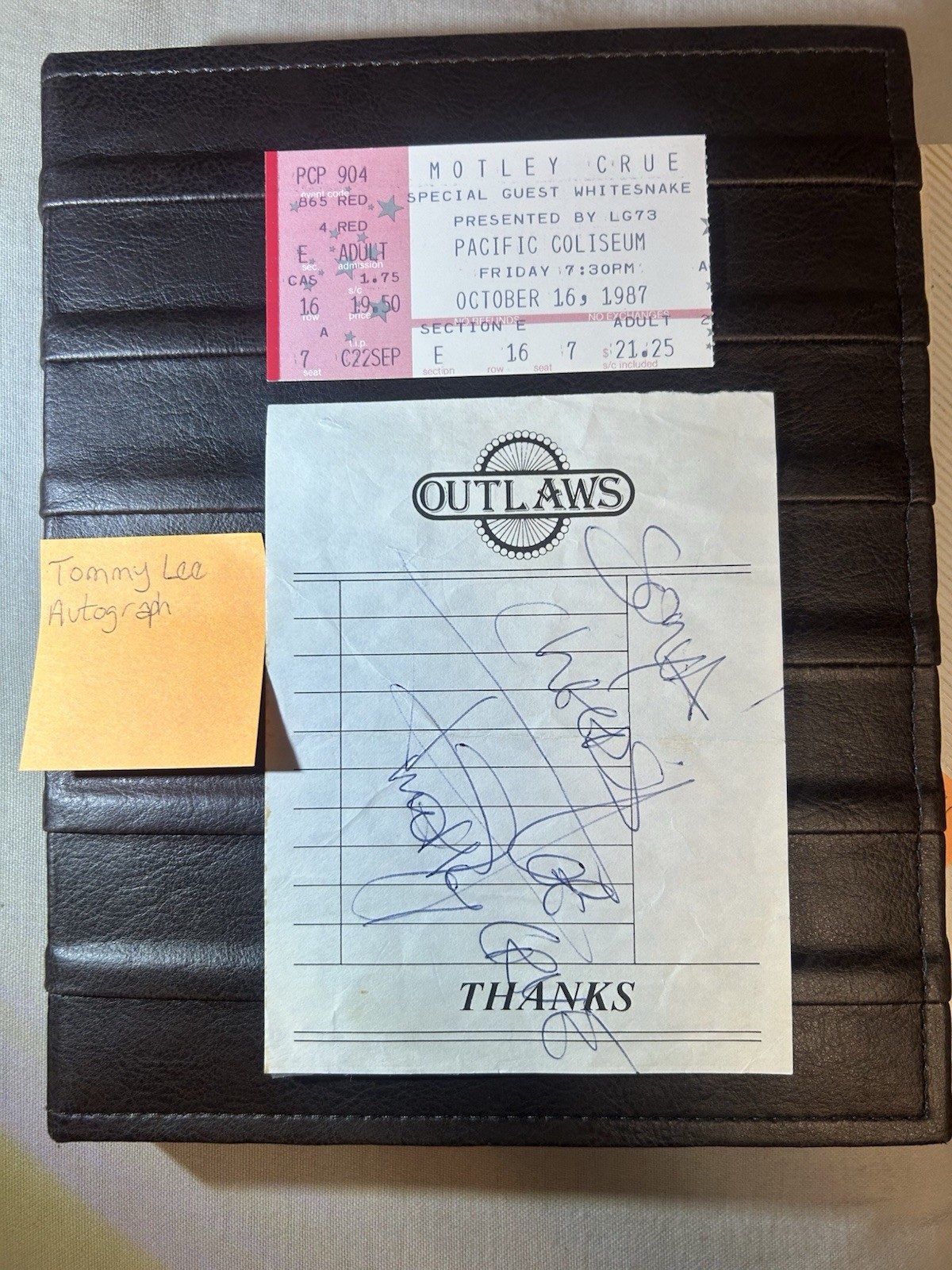 Vintage Motley Crue 1987 Ticket Stub+ Tommy Lee Signed Outlaws Club Notepad READ