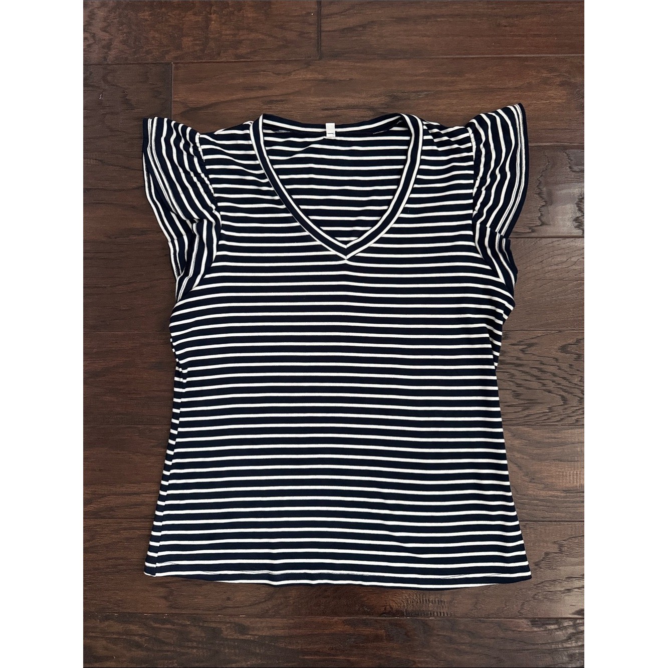 Striped Top V-Neck Flutter Sleeve Navy & White Striped Top V-Neck Flutter Sleeve Navy & White