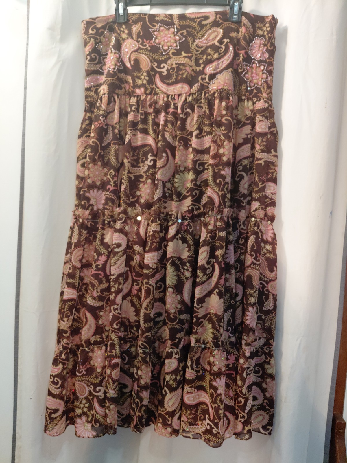ZASHI Women’s Brown & Pink Paisley Sheer Overlay Sequin  Tiered Gold Chain Maxi