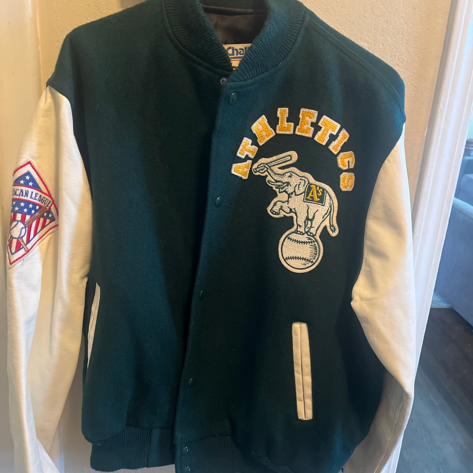 Vintage Chalk Line Oakland A's Athletics Wool Jacket Size XL Made in USA 80s
