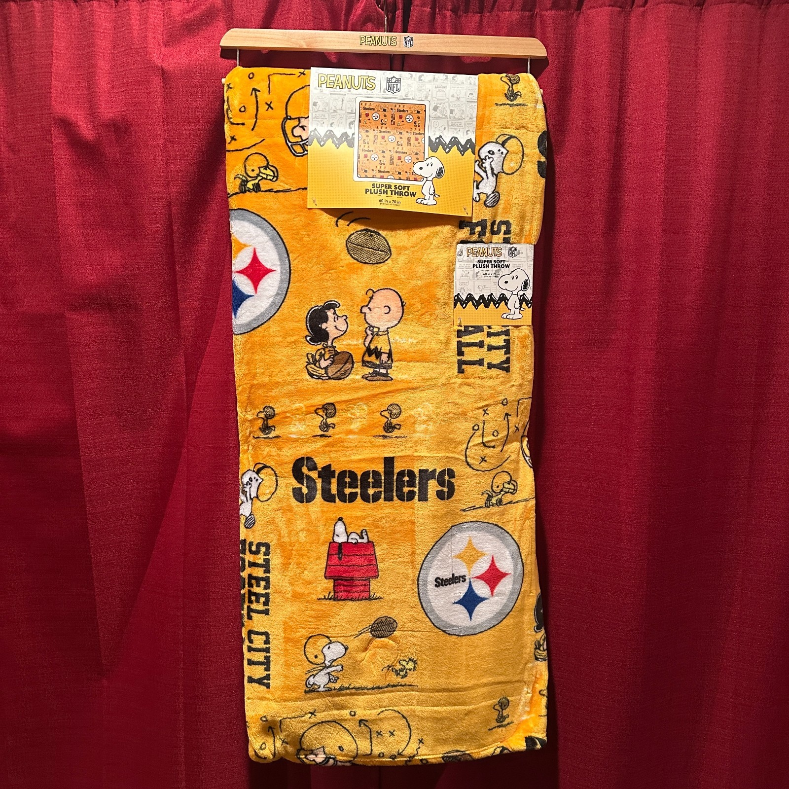 Peanuts NFL Pittsburgh Steelers Snoopy 60\ Peanuts NFL Pittsburgh Steelers Snoopy 60\