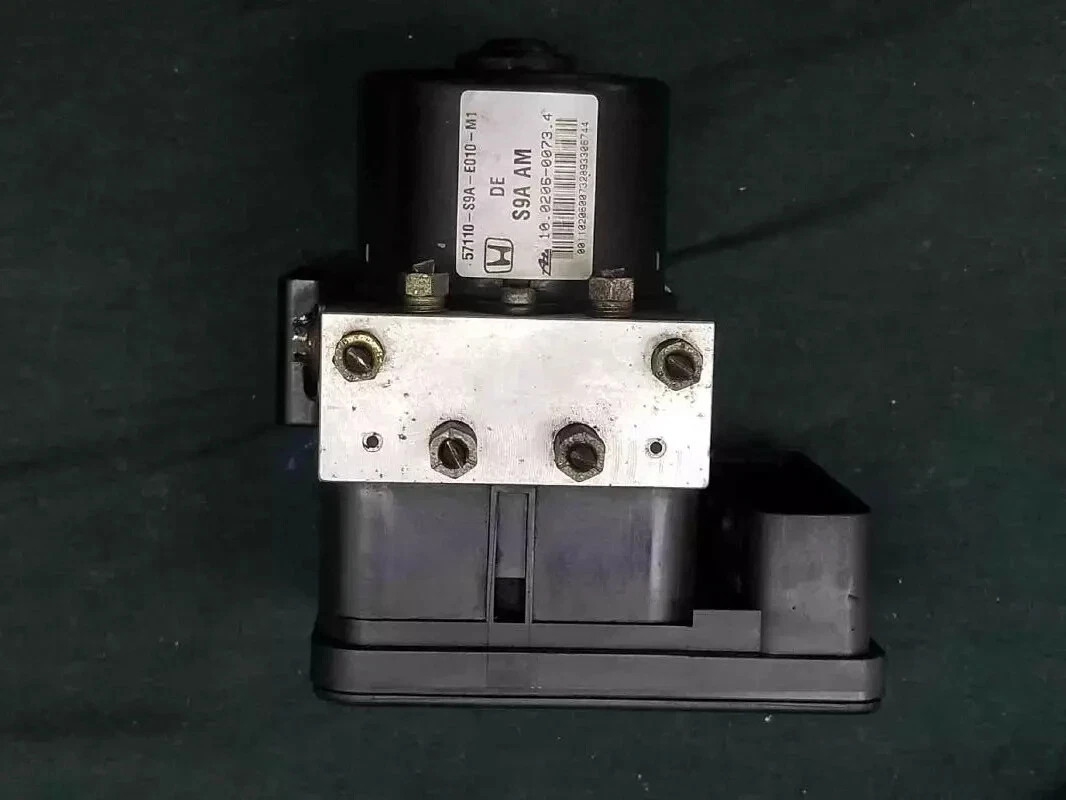 2005-2006 HONDA CRV ABS Anti-Lock Brake Pump Modulator Assembly OEM 05-06