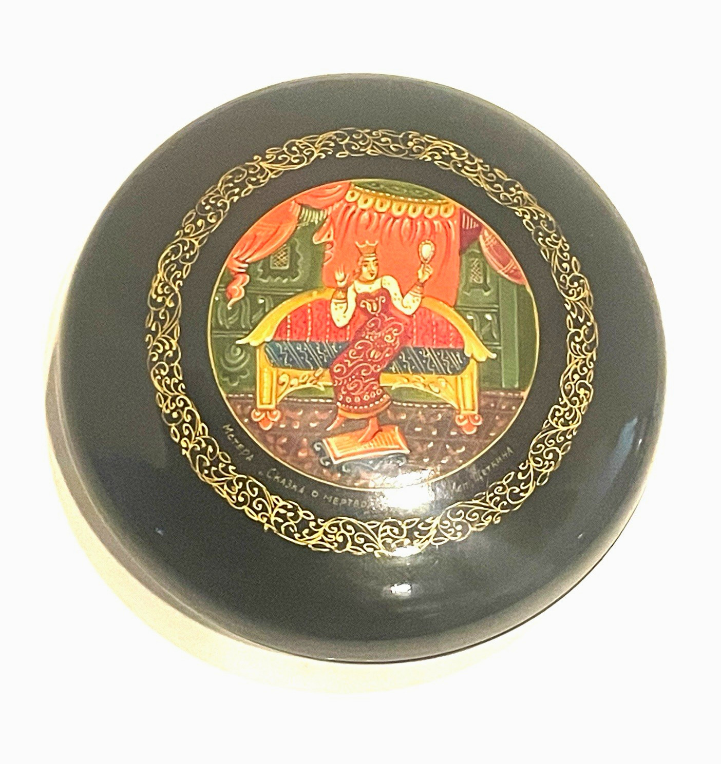 Vintage Russian Mstera Lacquer Box tale of the dead Princess ￼￼
