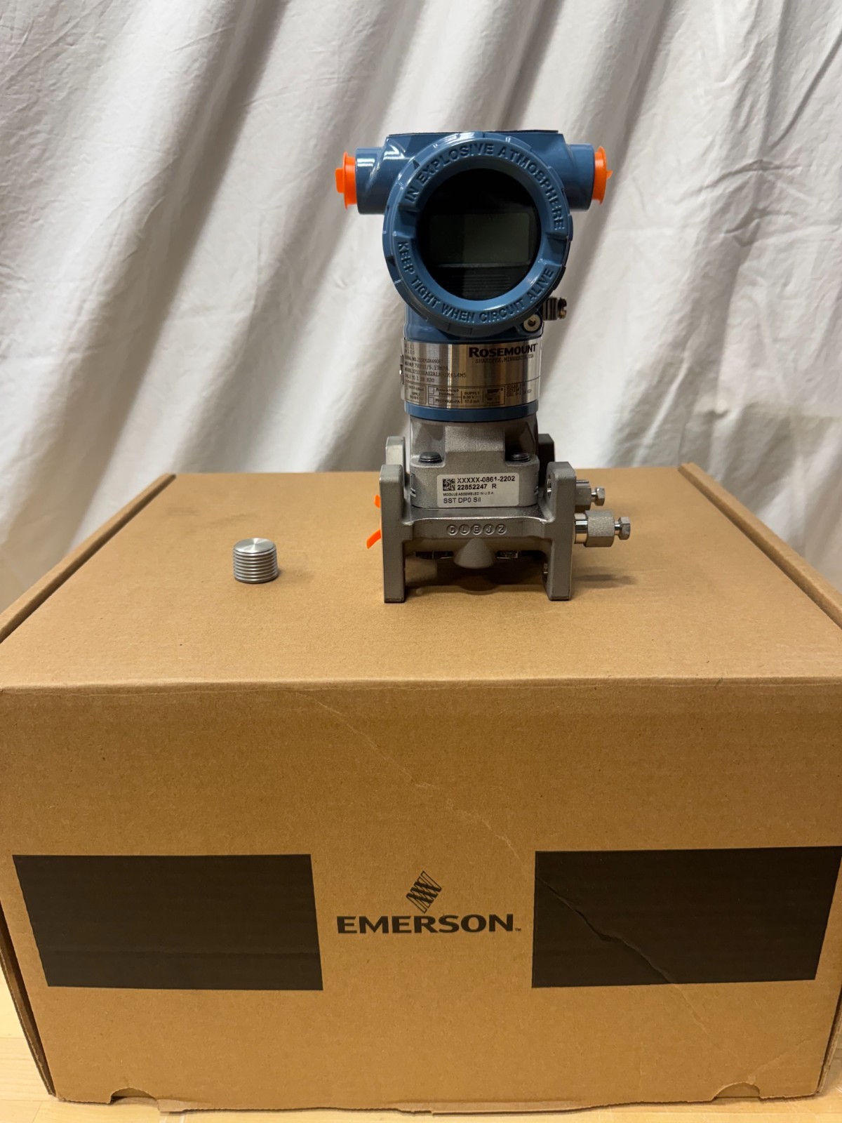 NEW Rosemount 3051CD Differential Pressure Transmitter 3051-CD0A02A1AH2K6L4M5 NEW Rosemount 3051CD Differential Pressure Transmitter 3051-CD0A02A1AH2K6L4M5
