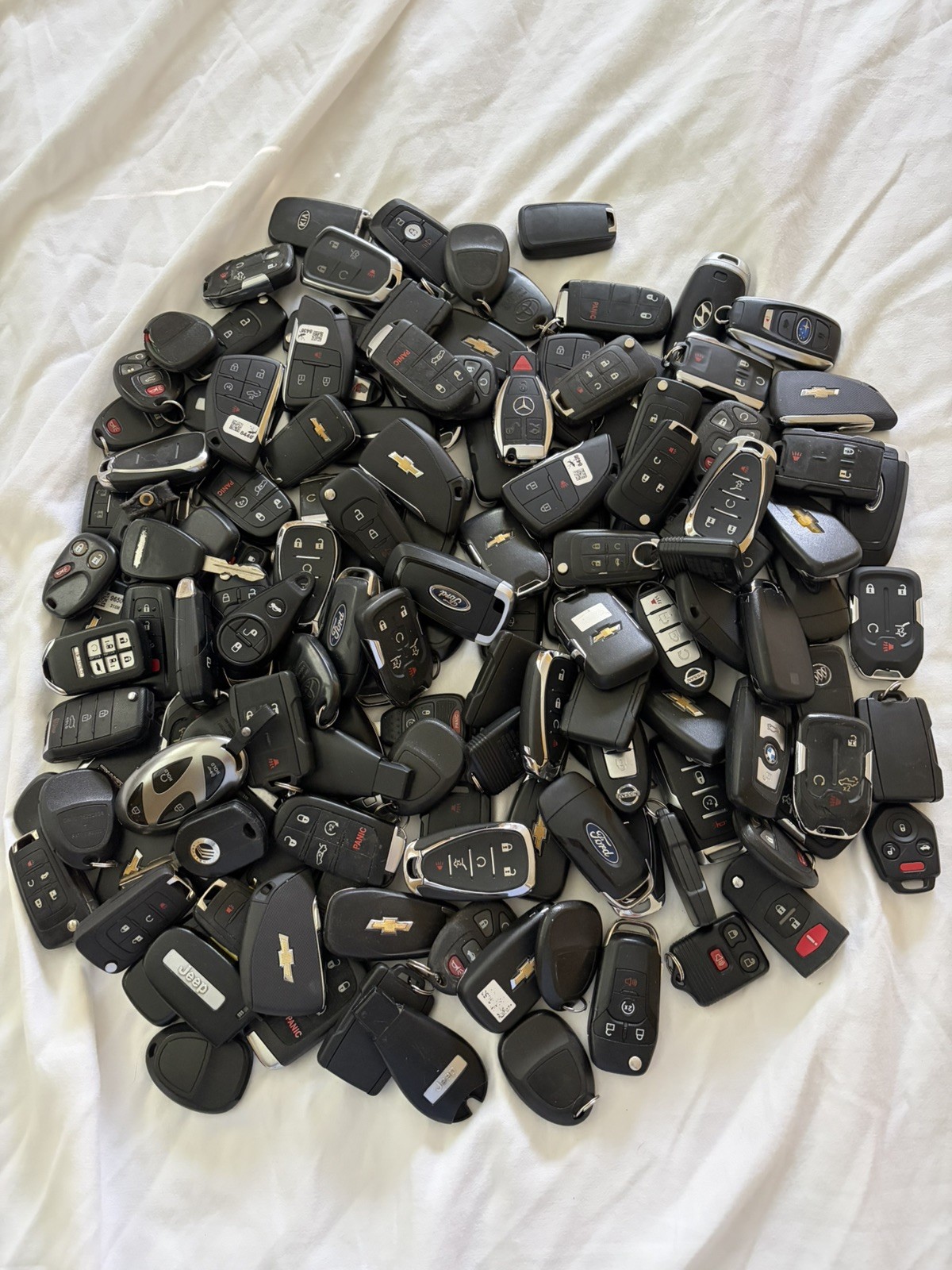 150 OEM Key FobsBMW Mercedes Dodge RAM Toyota Honda Kia Tesla GM Fiat + more
