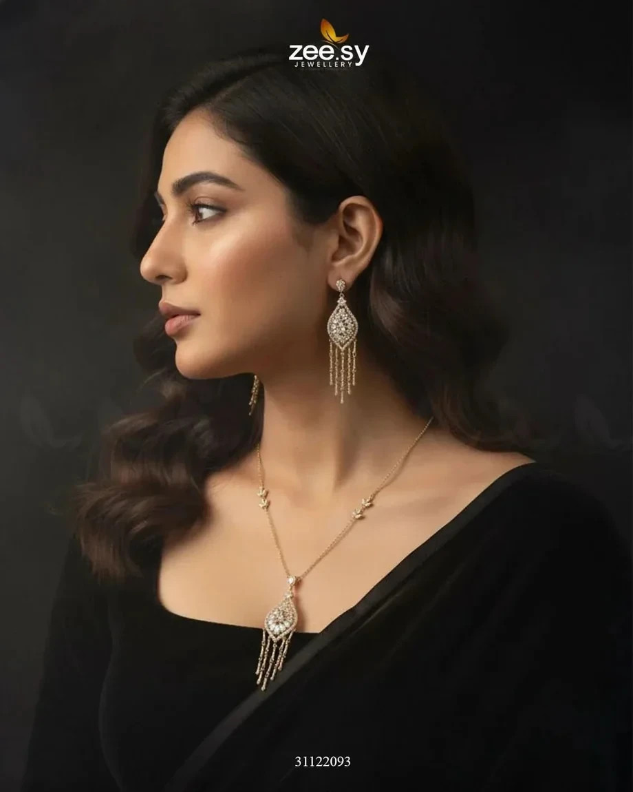 Women’s Gold-Tone Crystal Necklace & Drop Earrings Jewelry Set Elegant Party