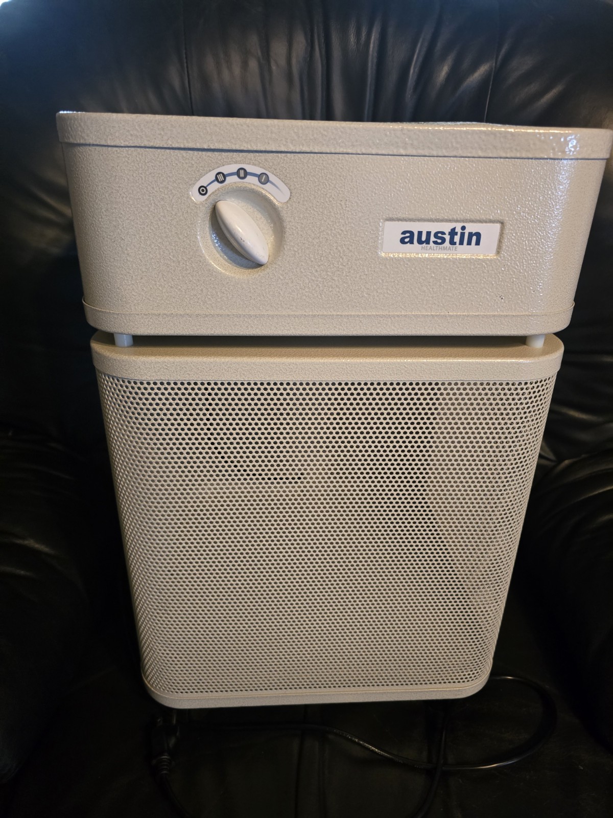 Austin Air HM400 HM-400 HEALTHMATE AIR PURIFIER **NO FILTER** Austin Air HM400 HM-400 HEALTHMATE AIR PURIFIER **NO FILTER**