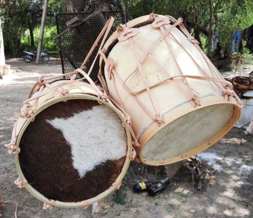 ARGENTINE BOMBO LEGUERO 15\
