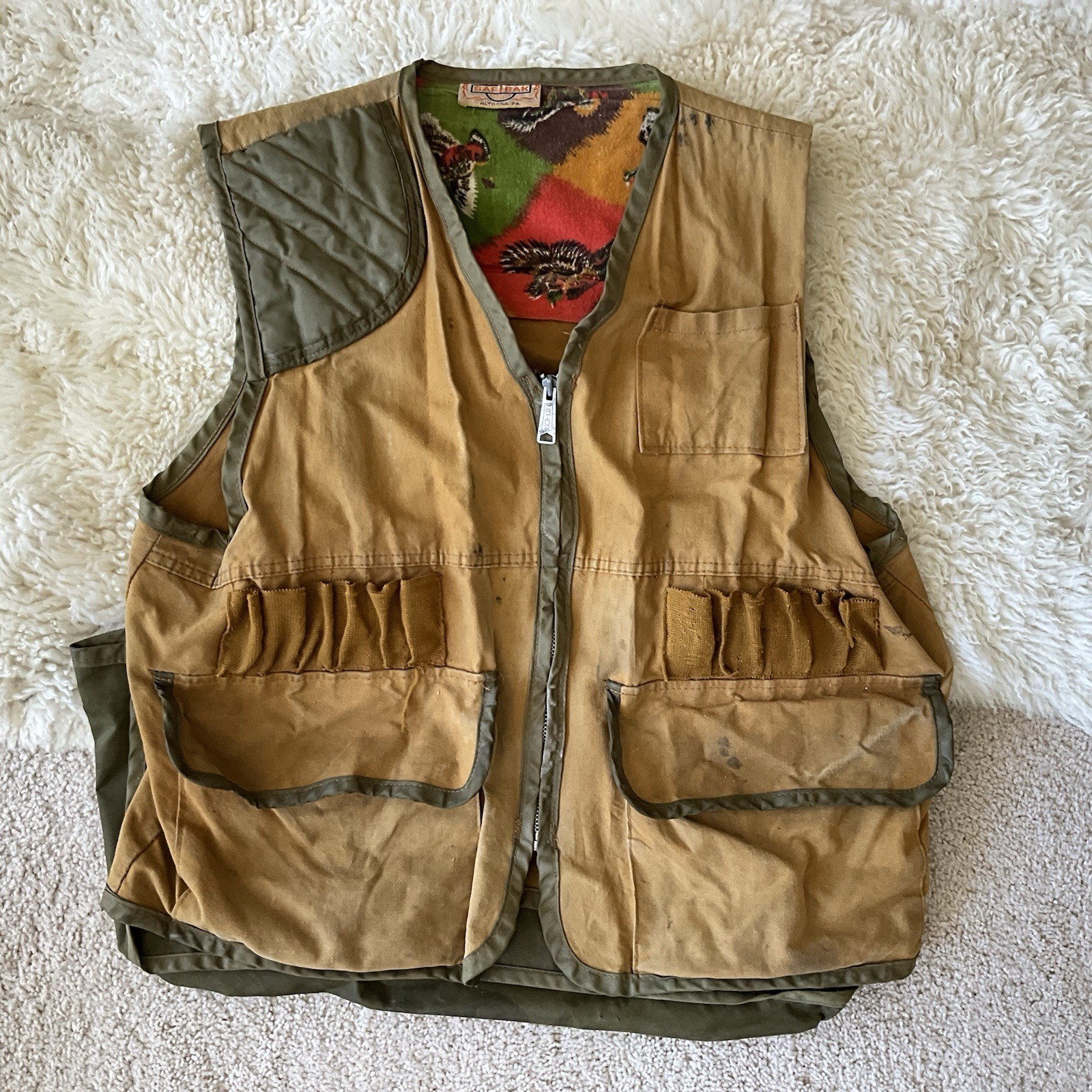 Vintage 1950s 1960s Saf-T-Bak Hunting Vest Ducks RARE Vintage 1950s 1960s Saf-T-Bak Hunting Vest Ducks RARE