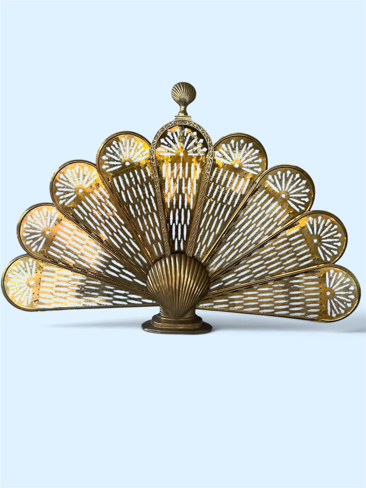 Vintage Brass Peacock Style Folding Fireplace Screen Clam Shell Base and Finial Vintage Brass Peacock Style Folding Fireplace Screen Clam Shell Base and Finial
