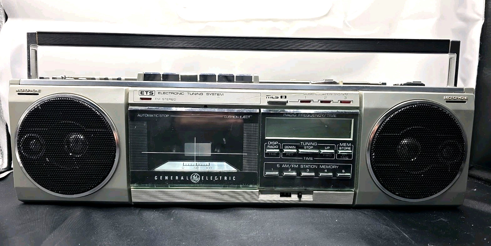 Vintage GE General Electric MLS-3 AM/FM Stereo Cassette Boombox Model 3 6025B