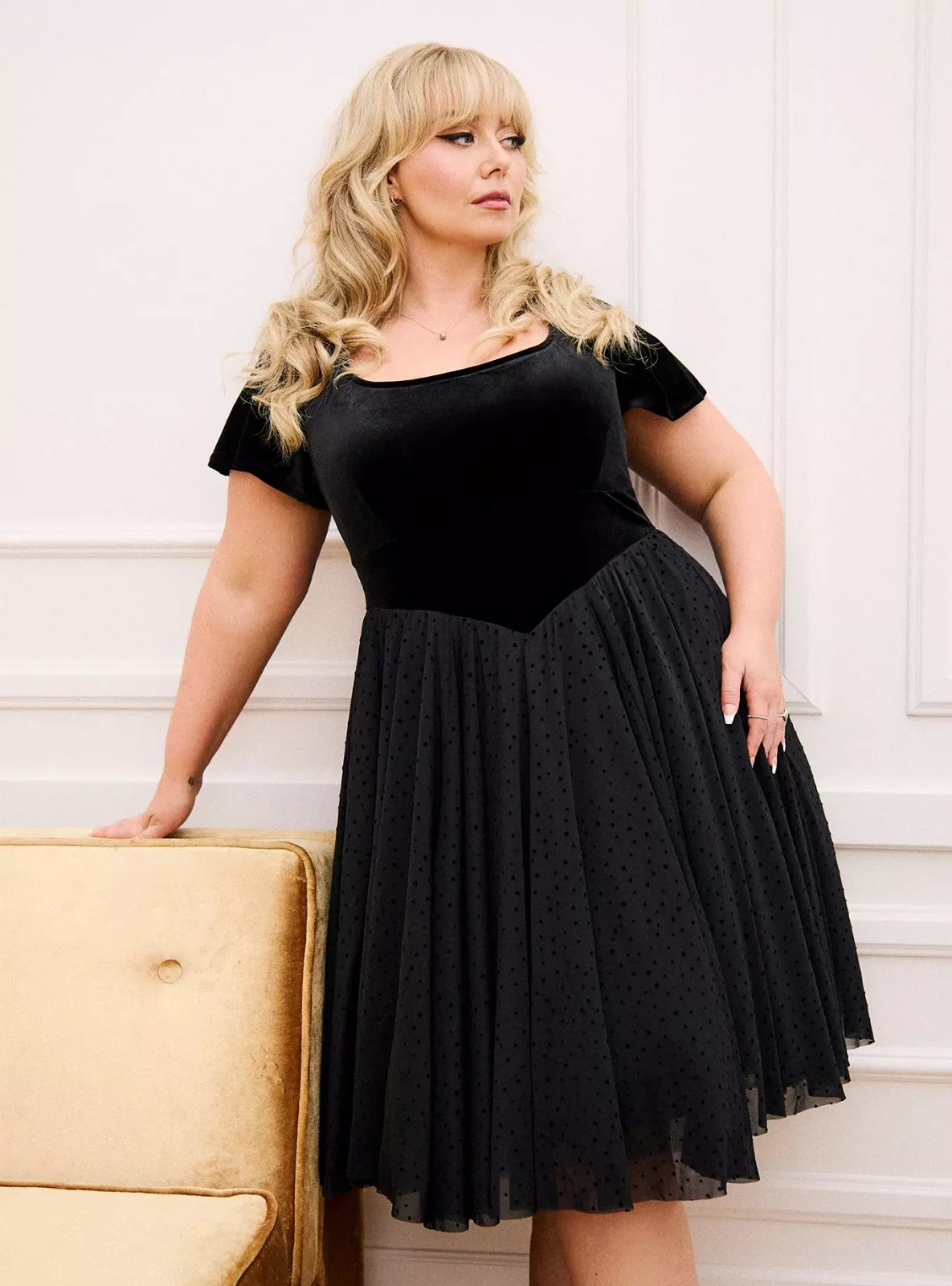 NWT Torrid Retro Chic Dress 2X Velvet Basque Waist Tie Back Goth Sheer Romantic