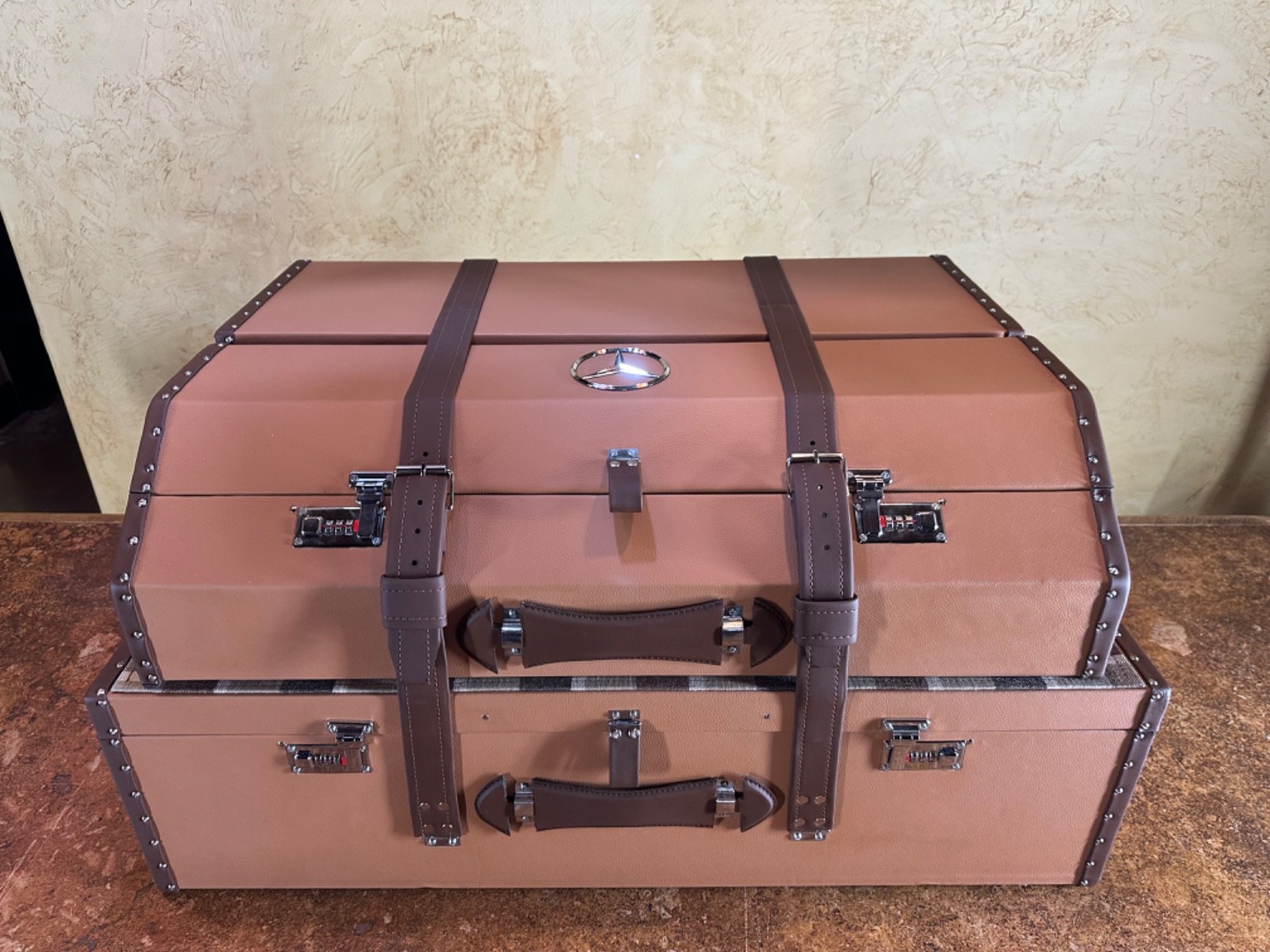 mercedes benz luggage hand made for mercedes w108 w109 w110 and w111 600 pulman