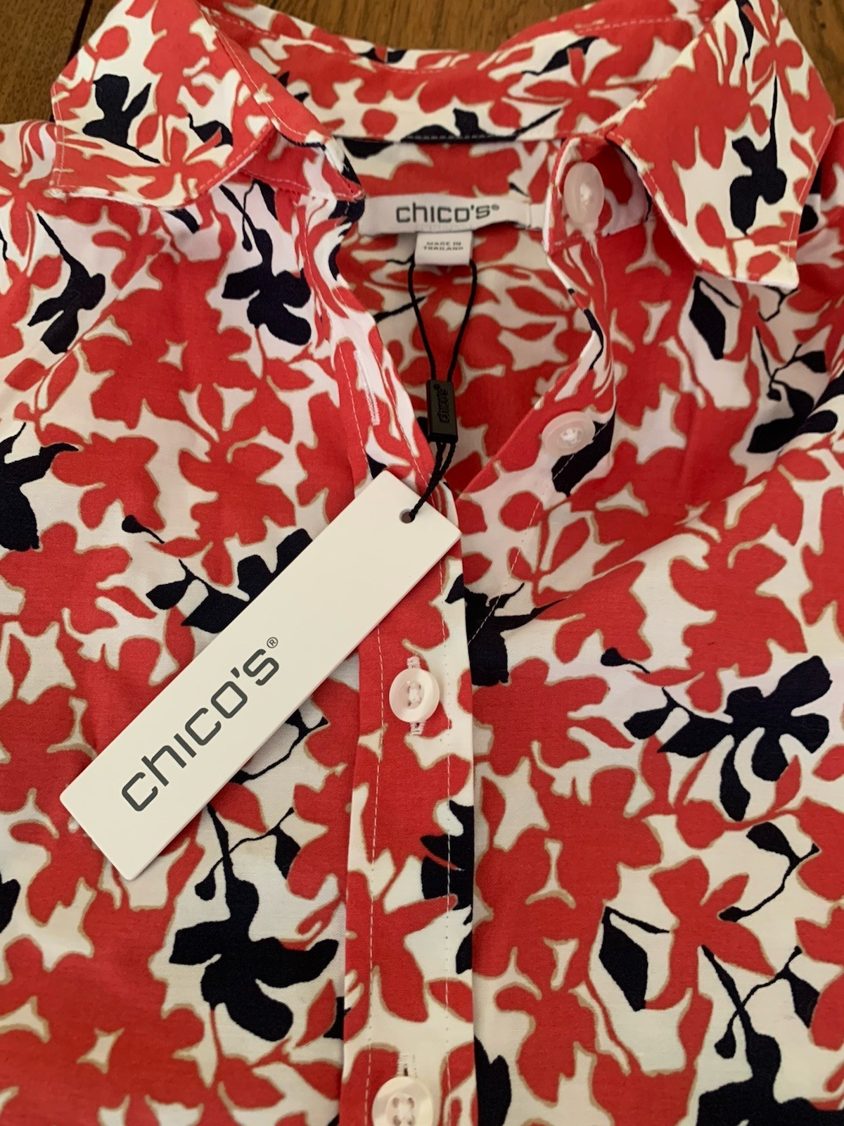NWT Chicos No-Iron Button Down Shirt Damask Fall Print Preppy Business Sz 0(4) NWT Chicos No-Iron Button Down Shirt Damask Fall Print Preppy Business Sz 0(4)