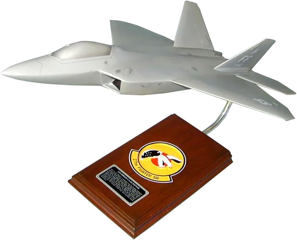 USAF Lockheed Boeing F-22 Raptor 27th FS Langley AFB Desk Model 1/48 SC Airplane