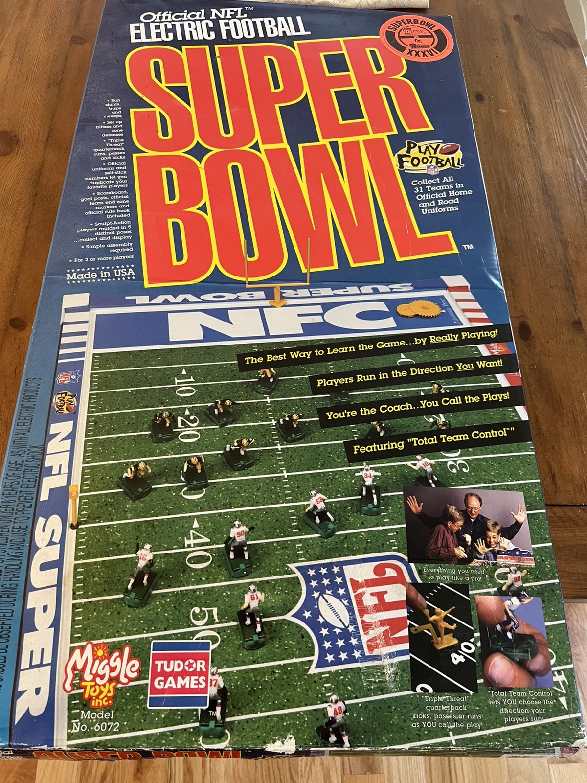 Tudor #6072 NFL Electric Football 2002 Patriots Rams Super Bowl XXXVI Vintage
