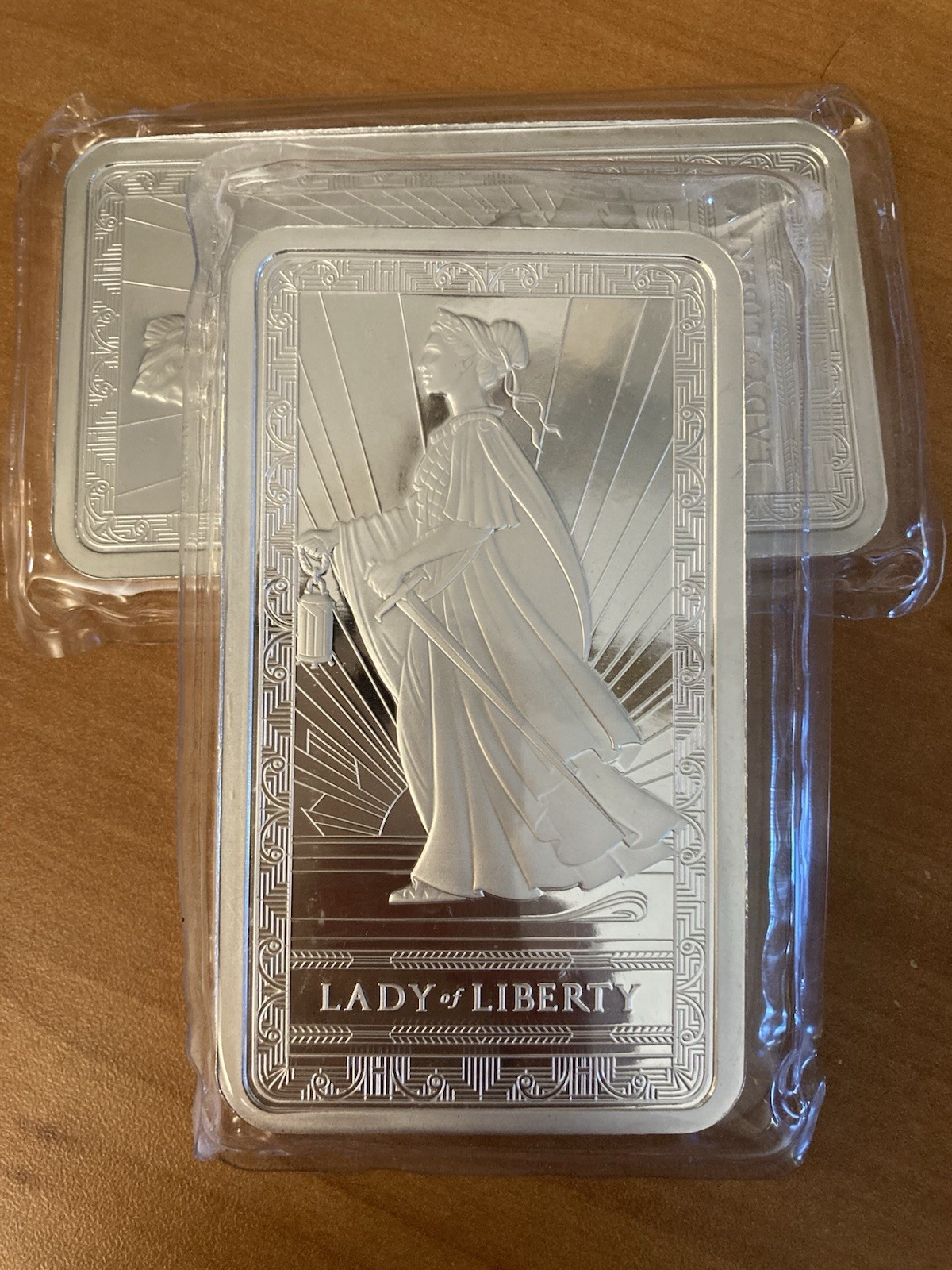 PAMP Suisse 10 Oz Silver Bar Lady Liberty .999 Fine Sealed Mint SHIPS NEXT DAY