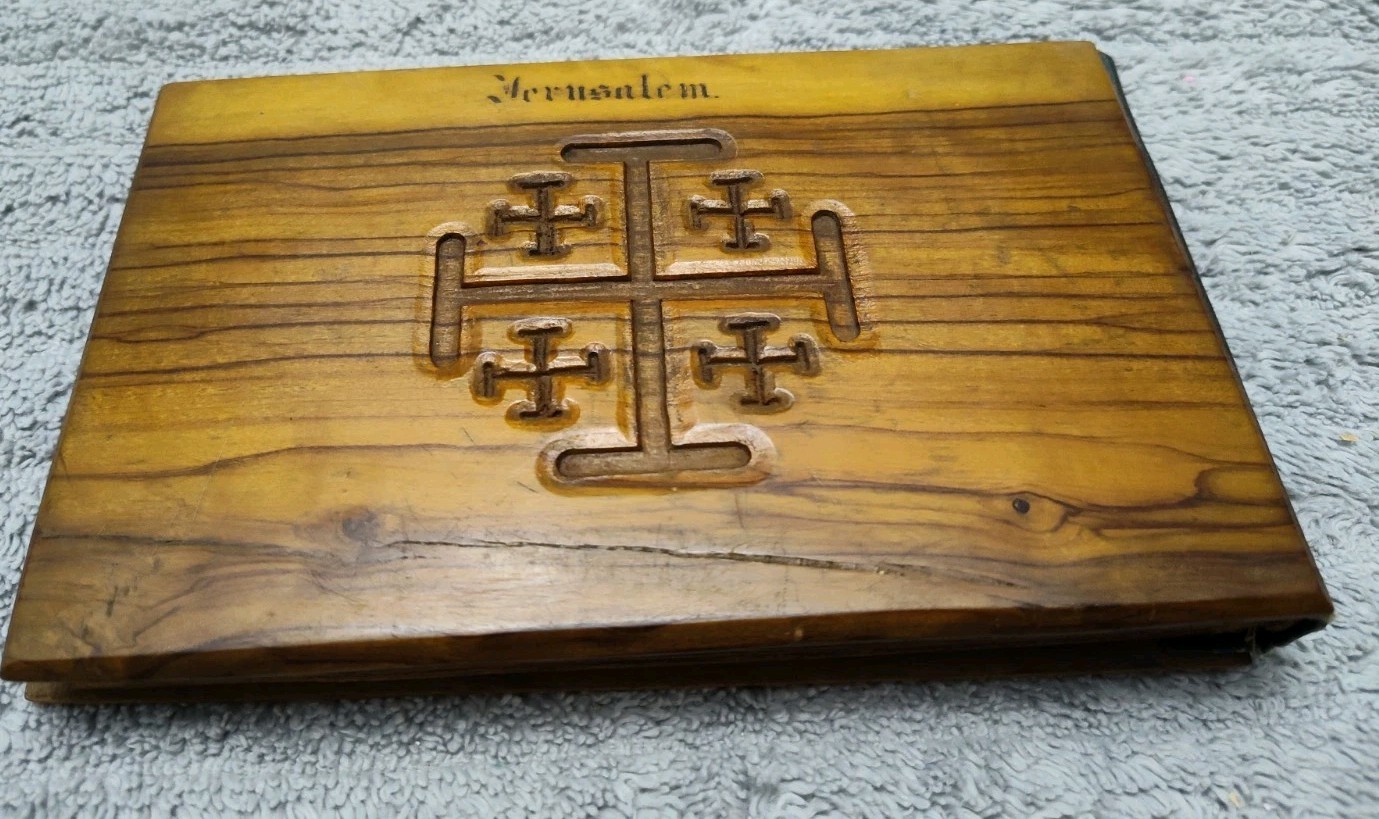 Vintage Jerusalem Pressed Flowers & Views Of The Holy Land Olive Wood Book Vintage Jerusalem Pressed Flowers & Views Of The Holy Land Olive Wood Book