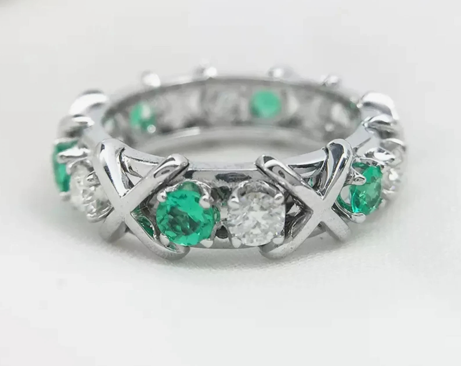 1.20 Ct Round Cut Natural Emerald Diamond Wedding Eternity Band 14K White Gold 7