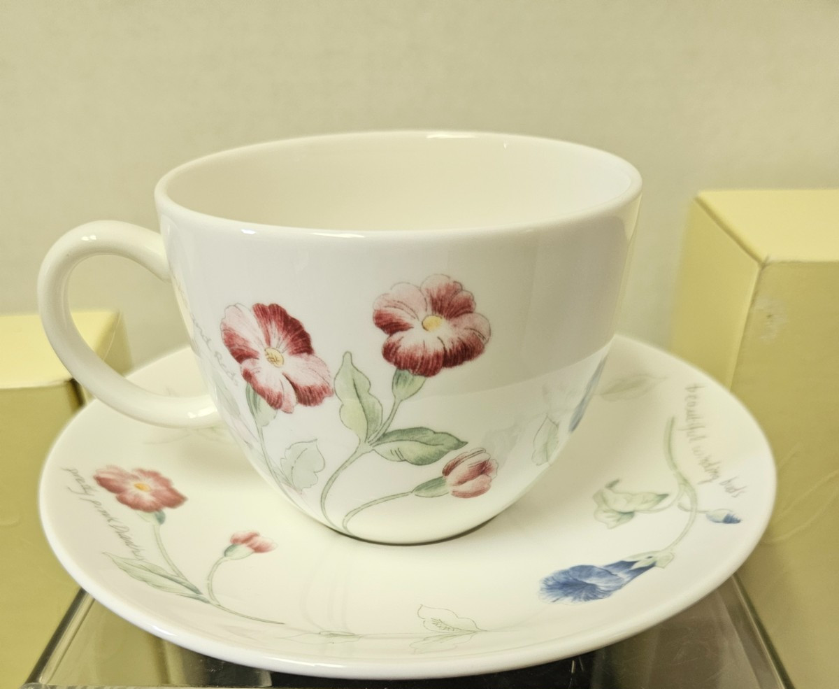 Lenox Artist Sketchbook Cup & Saucer Set of 4 Cups and 4 Saucers MIB