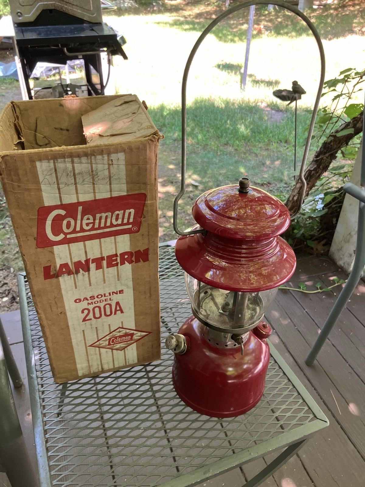 RARE VINTAGE COLEMAN BURGUNDY LANTERN 200A 9-61 With BOX RARE VINTAGE COLEMAN BURGUNDY LANTERN 200A 9-61 With BOX
