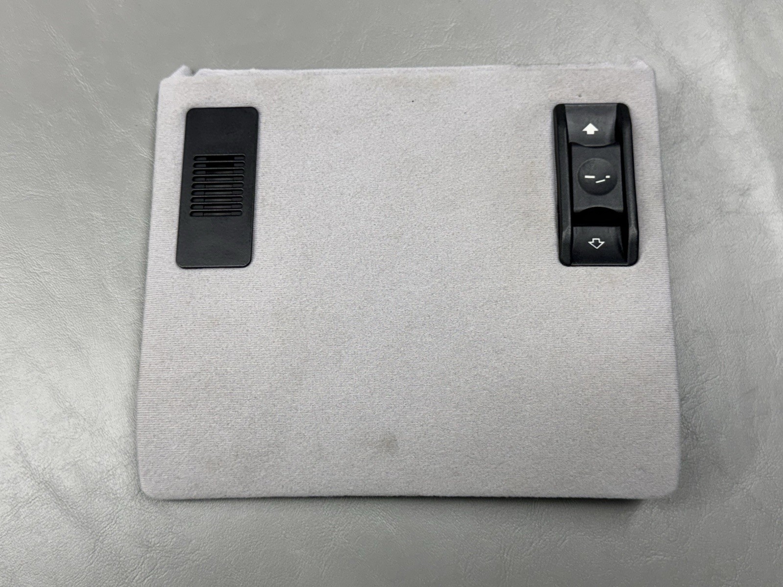01-06 BMW E46 330Ci Coupe Overhead Console Sunroof Switch Cover Panel Trim OEM