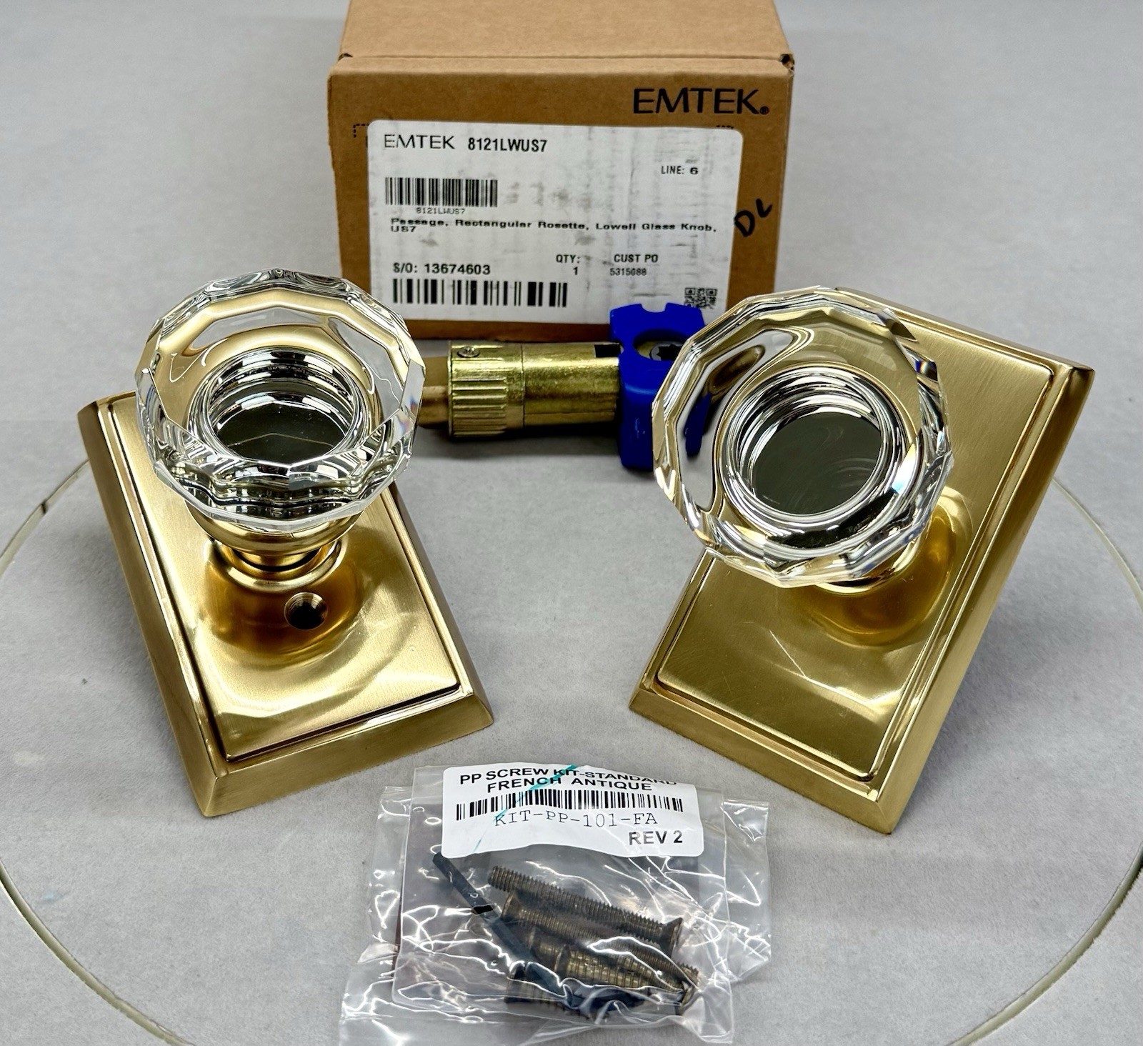 Emtek 8121US7 Lowell Glass Knob Passage Door Knob Set in French Antique