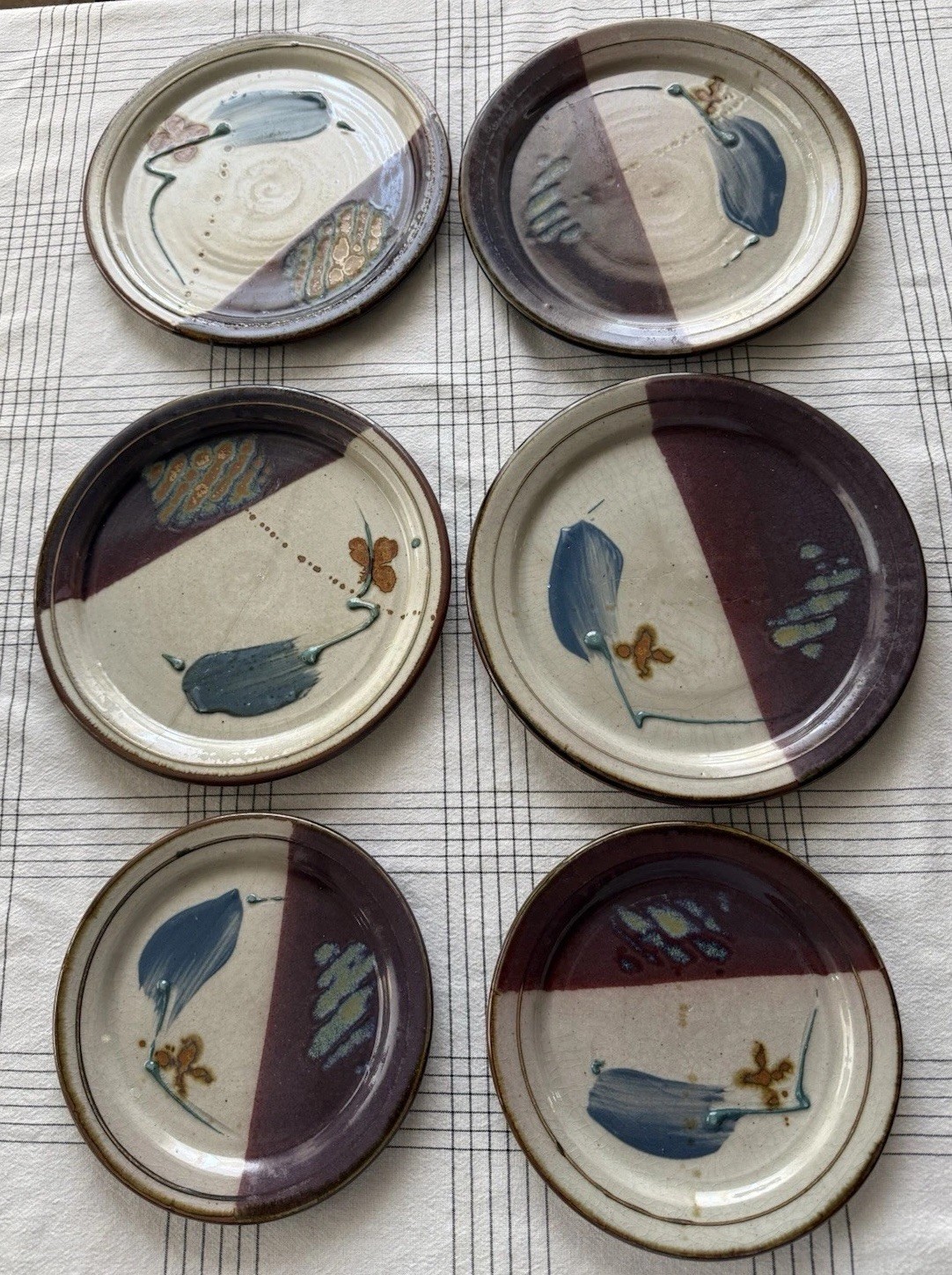VTG Jeff Kuhn Signed Studio Art Handmade Pottery Plates (4) Dinner Size (2) Side VTG Jeff Kuhn Signed Studio Art Handmade Pottery Plates (4) Dinner Size (2) Side