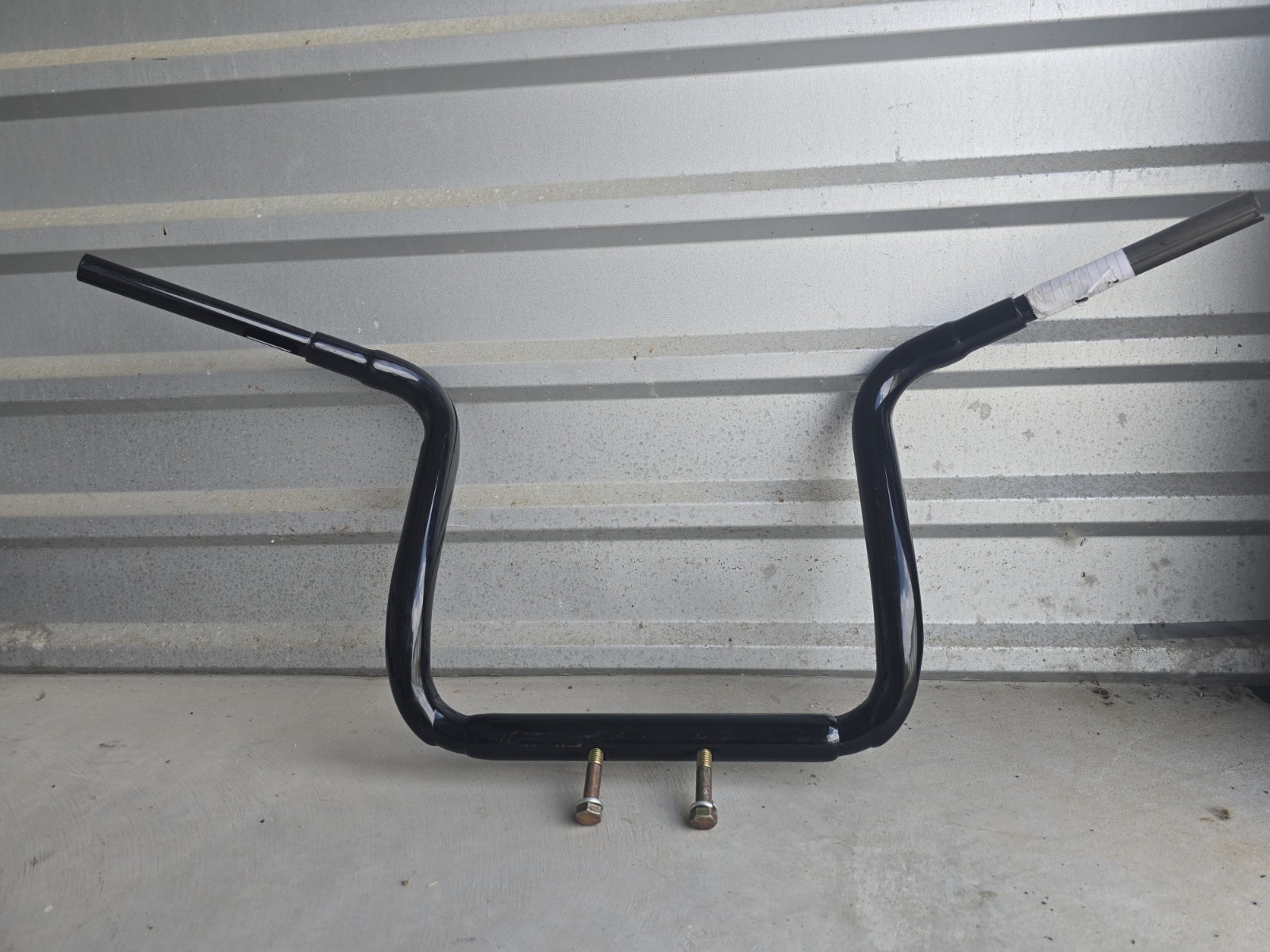 La Choppers Handlebar - LA-7321-14B 0601-2664 For Harley Touring 1996-2022 La Choppers Handlebar - LA-7321-14B 0601-2664 For Harley Touring 1996-2022