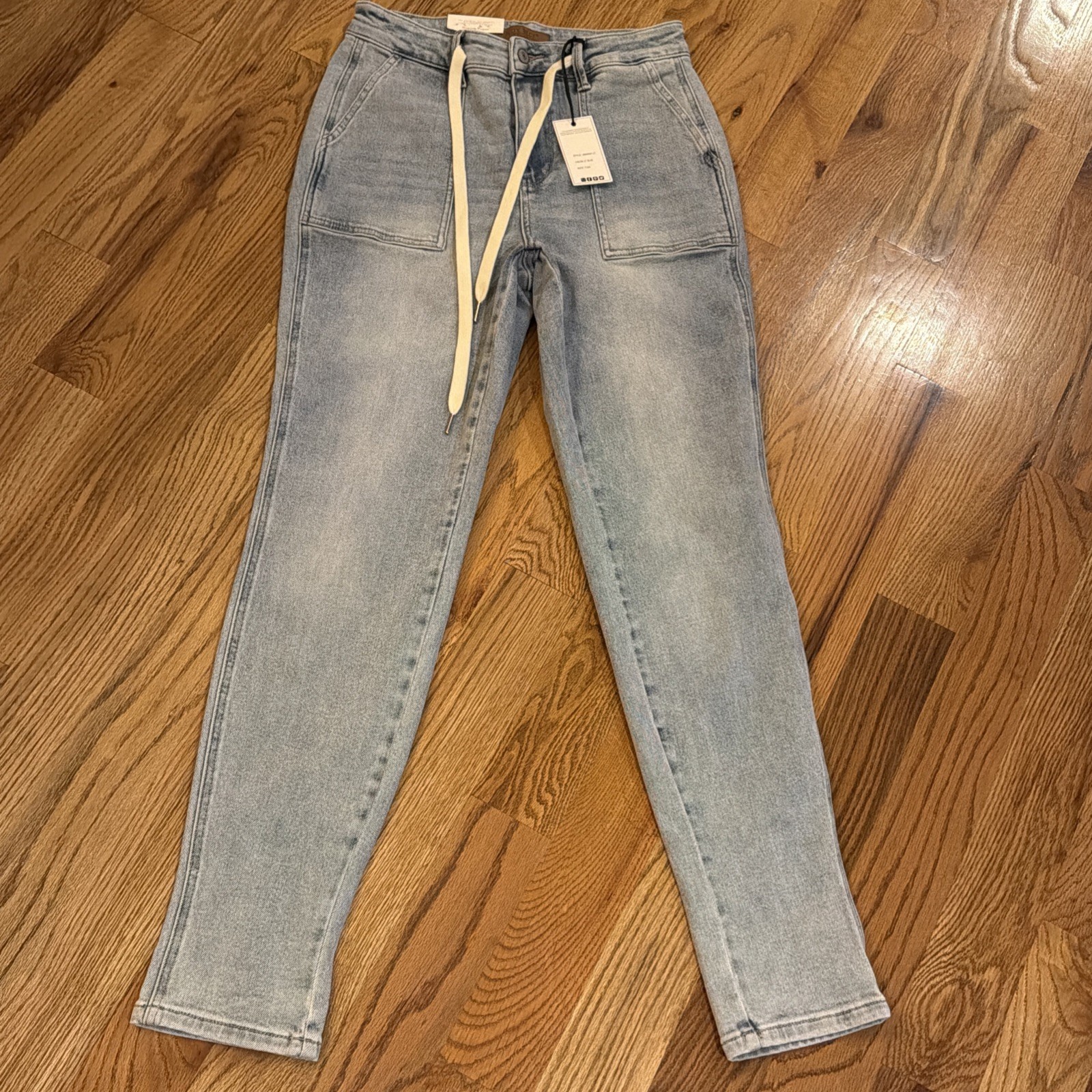 Judy Blue Jogger Womens 7/28 Blue High Rise Denim Drawstring light Wash NWT