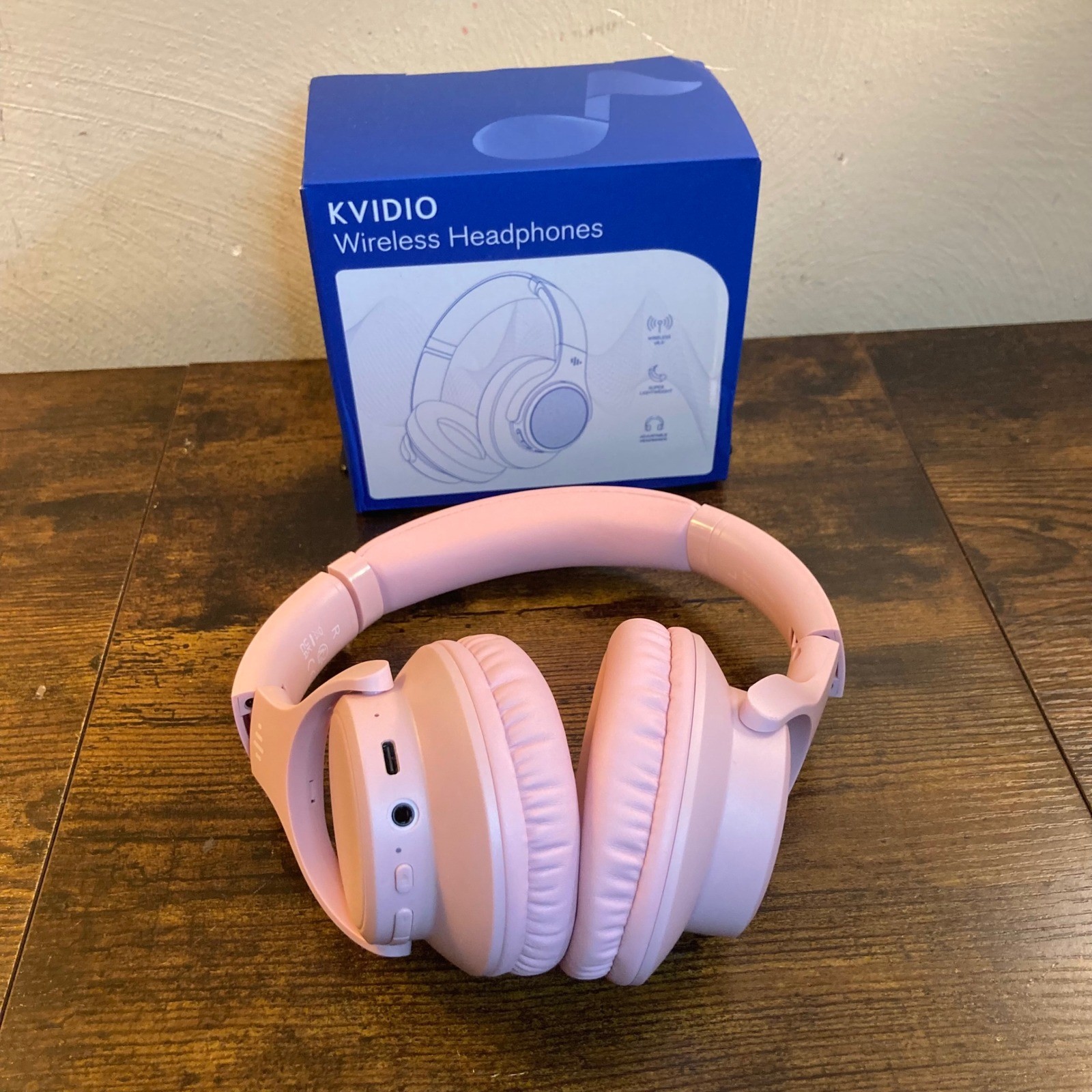 Kvidio Pink Wireless Bluetooth Headphones Over Ear WH205A 65H Hi-Fi Audio