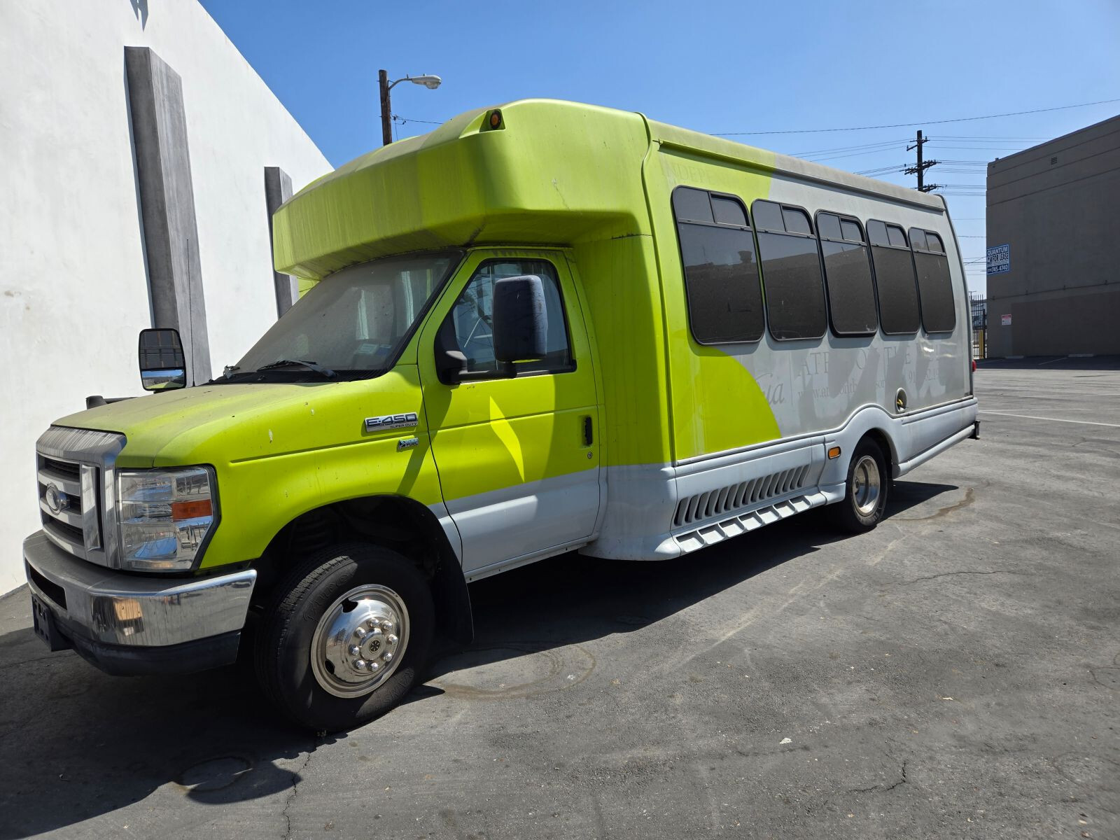 Turnkey Mobile Pet Grooming Business - 2015 Ford E450 Super Duty Shuttle Bus