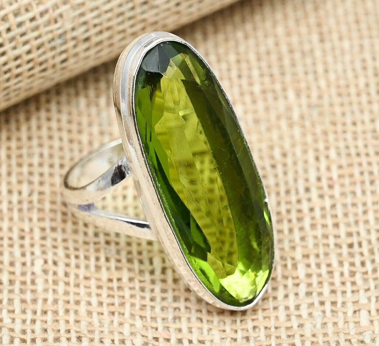 Dazzling Peridot Gemstone Handmade 925 Solid Sterling Silver Lovely Jewelry Ring