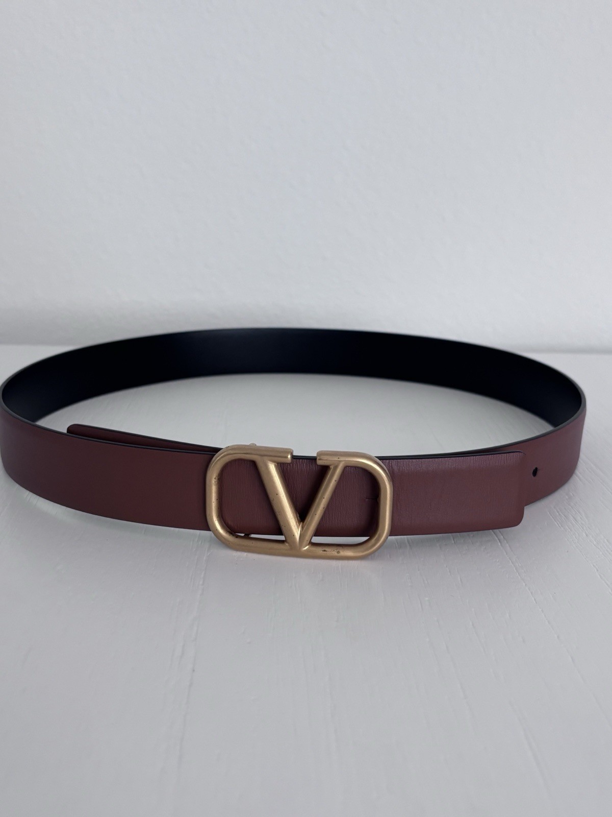 Valentino Garavani Reversible Dress Belt 80 Black/Brown Solid Brass Buckle Valentino Garavani Reversible Dress Belt 80 Black/Brown Solid Brass Buckle