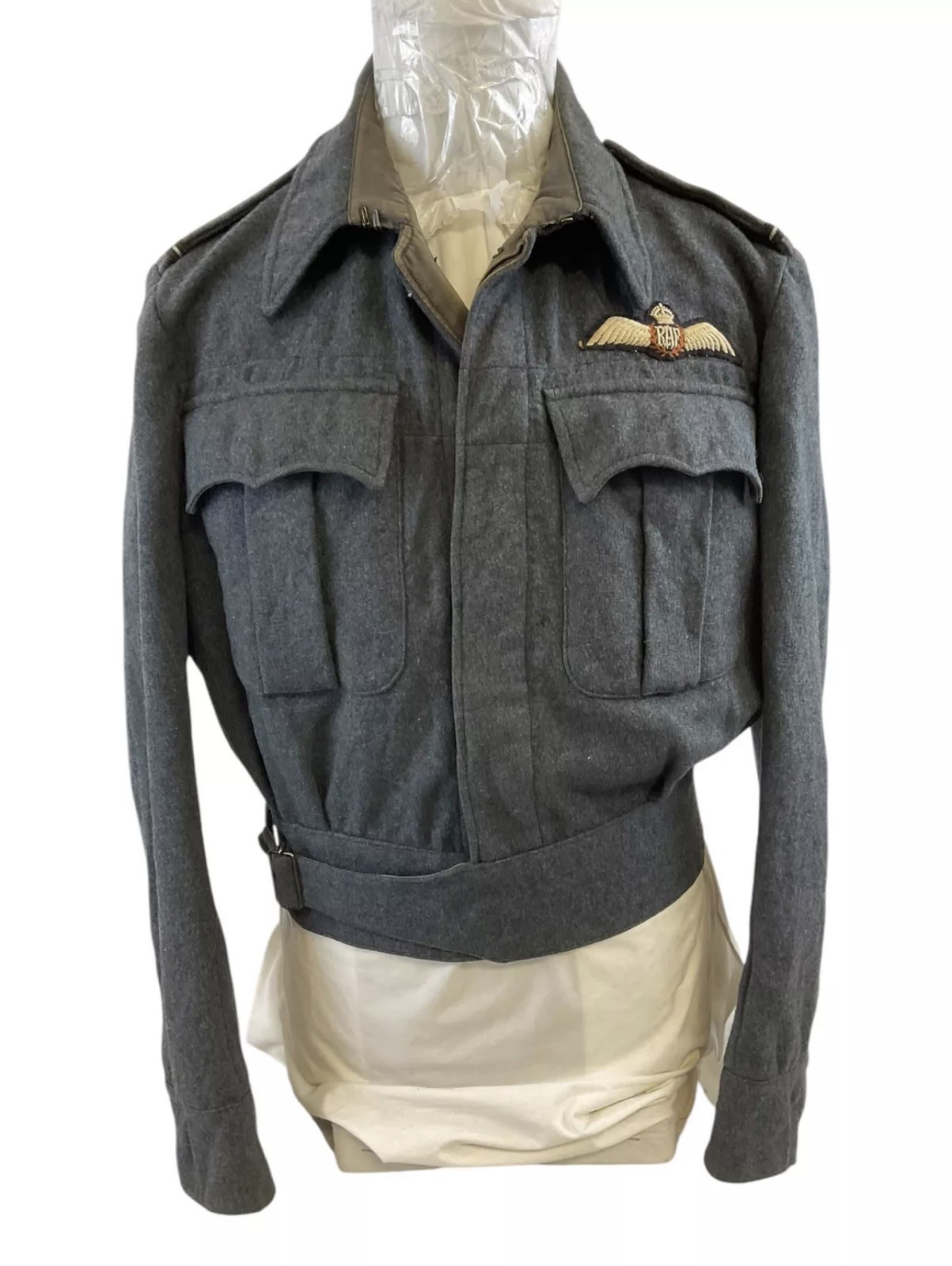 WW2 British RAF Battledress Jacket Pilot Size 13 Dated 1943 WW2 British RAF Battledress Jacket Pilot Size 13 Dated 1943