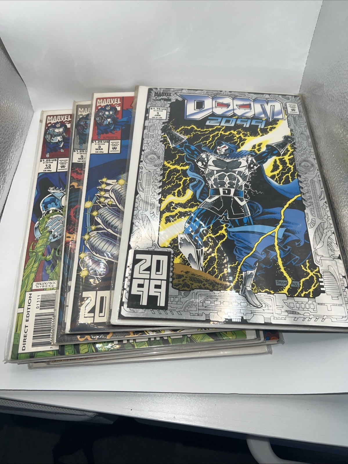 MARVEL COMICS DOOM 2099 Comic Book Lot MARVEL COMICS DOOM 2099 Comic Book Lot