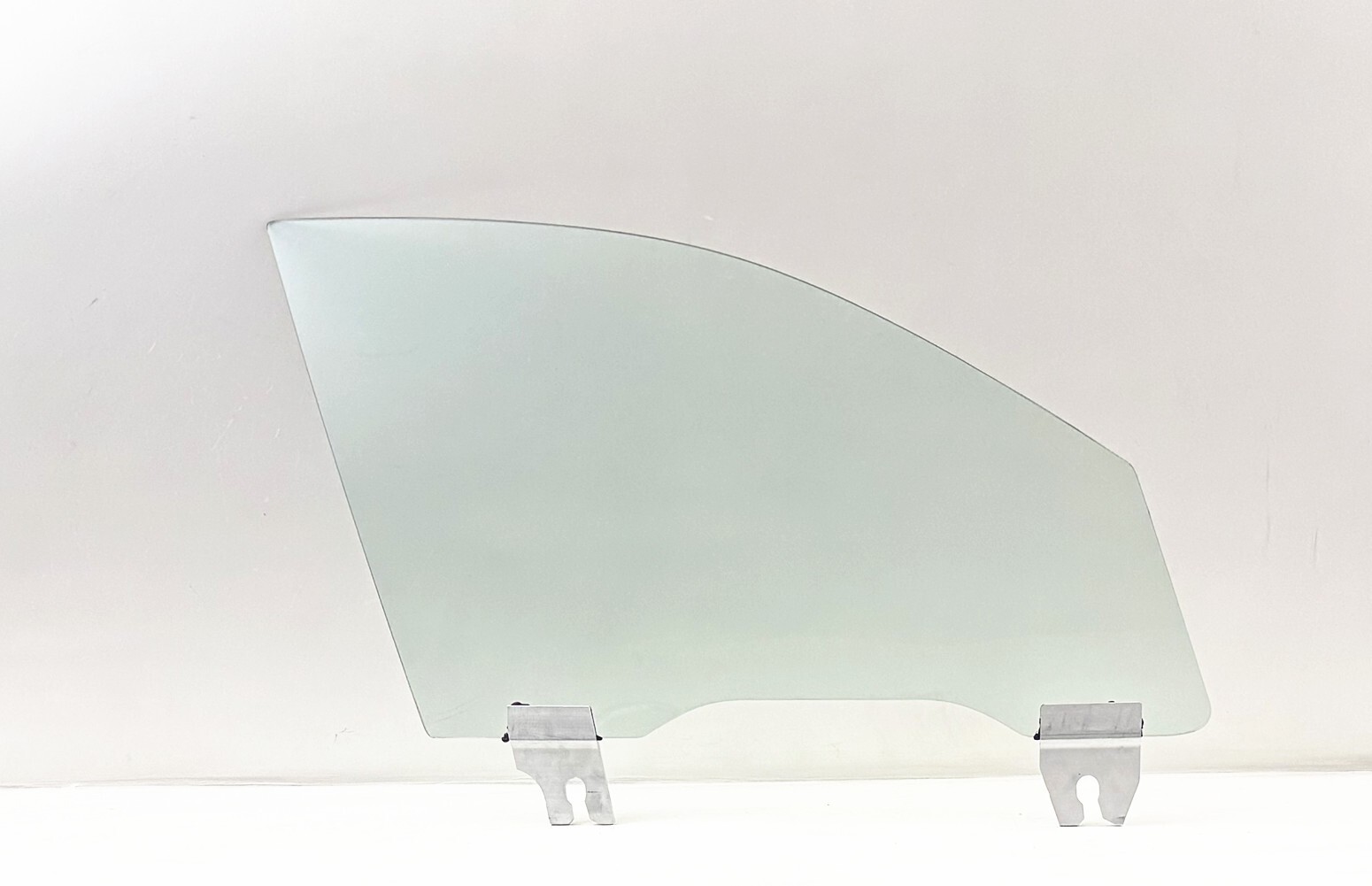 Passenger/Right Front Door Window Glass Laminated For 2016-2024 Maserati Levante Passenger/Right Front Door Window Glass Laminated For 2016-2024 Maserati Levante