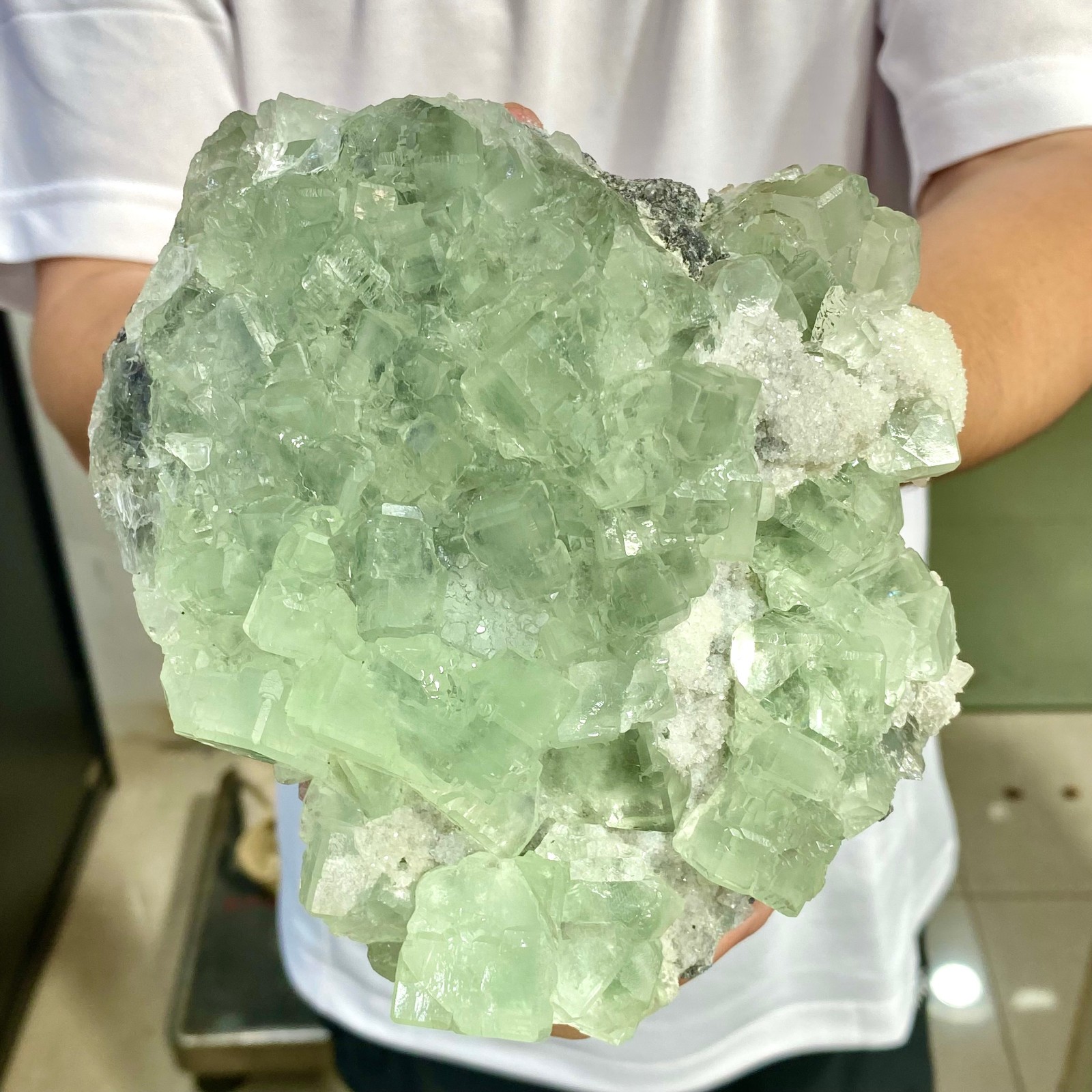 4.43LB  Natural transparent green cubic fluorite mineral crystal sample/China.