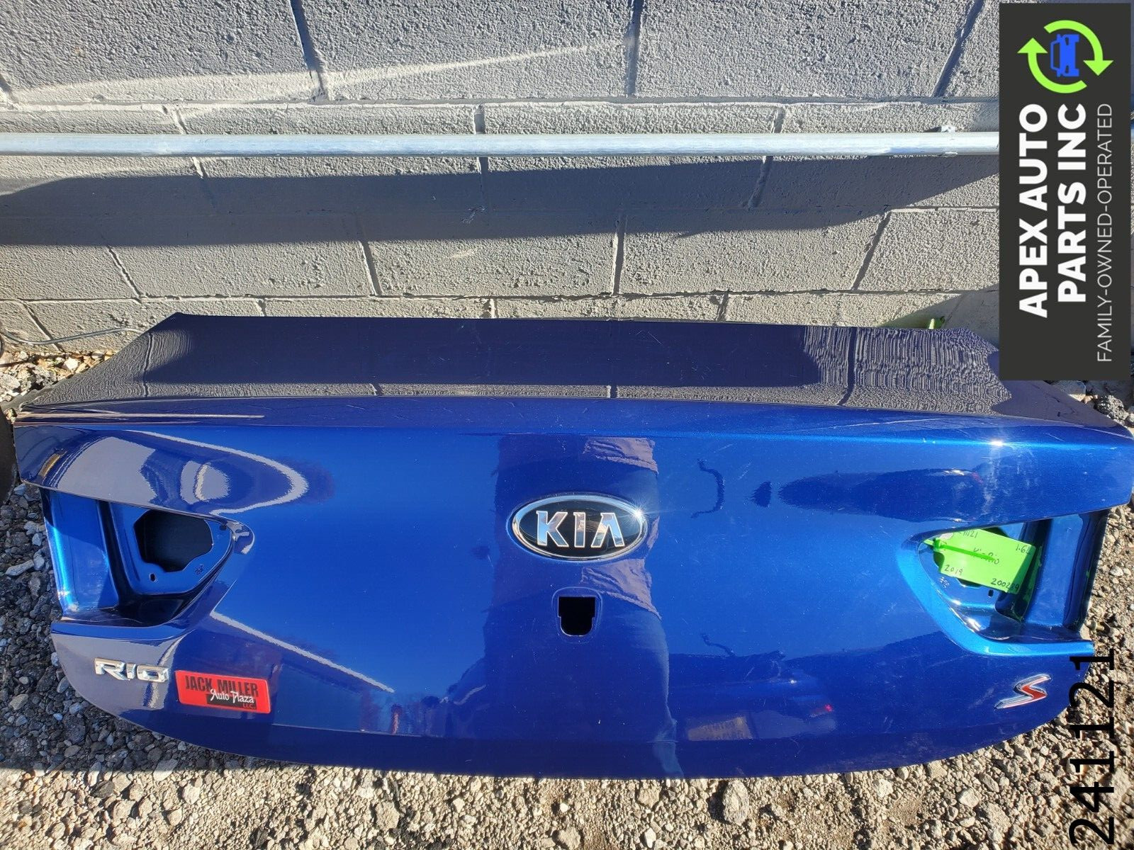 *LOCAL PICKUP* OEM 2018-2020 KIA Rio 1.6L Trunk Hatch Tailgate Sedan *LOCAL PICKUP* OEM 2018-2020 KIA Rio 1.6L Trunk Hatch Tailgate Sedan