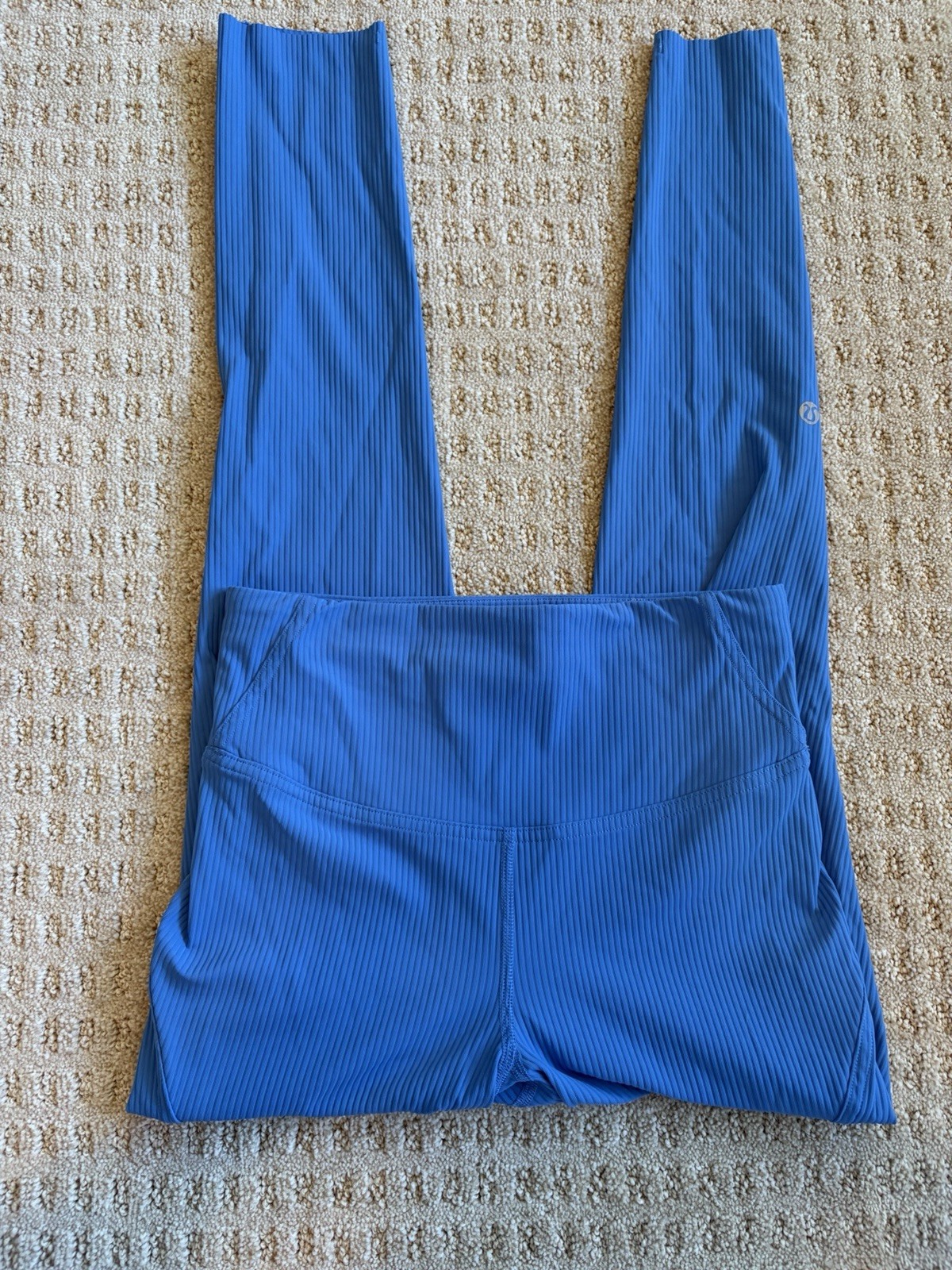 lululemon Women\'s 4 Blue Ribbed Athletic Leggings Solid Logo lululemon Women\'s 4 Blue Ribbed Athletic Leggings Solid Logo
