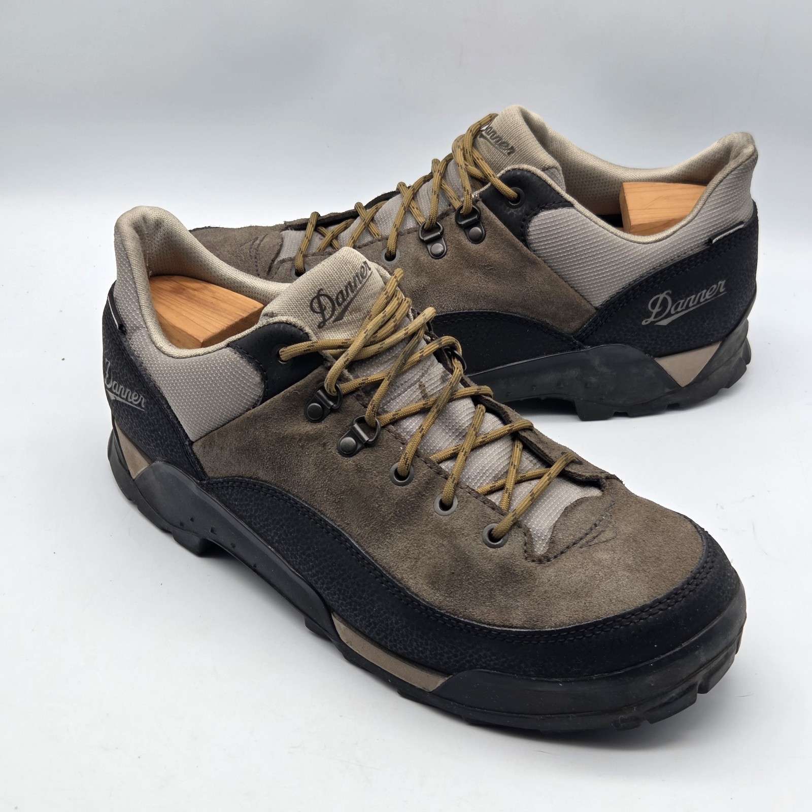 Danner Shoes Men\'s Size 11.5 Panorama Low 4” Hiking Black Olive Eur 46