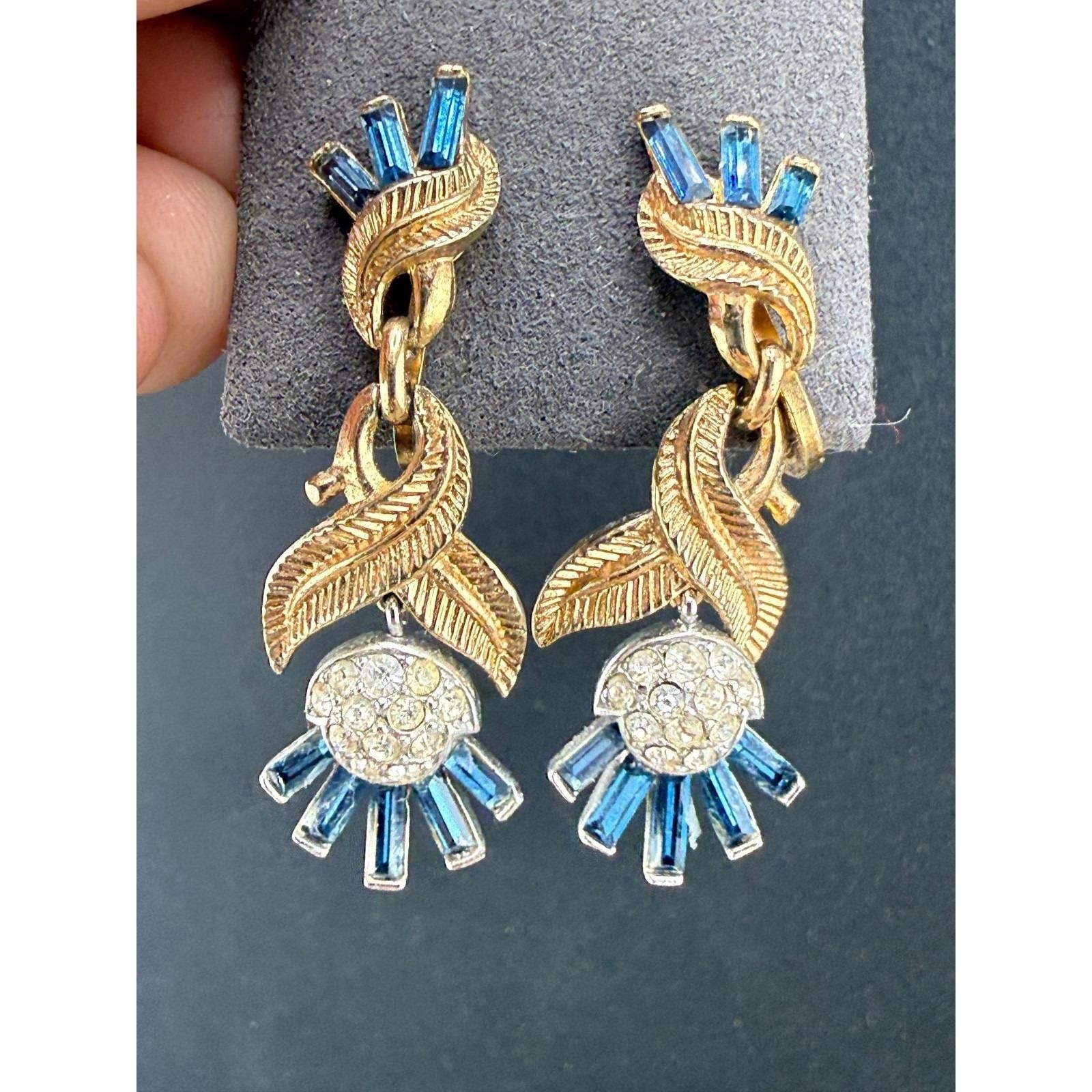 Vintage Trifari  Earrings Thistle Blue Gold Tone Signed Rhinestone Clip On