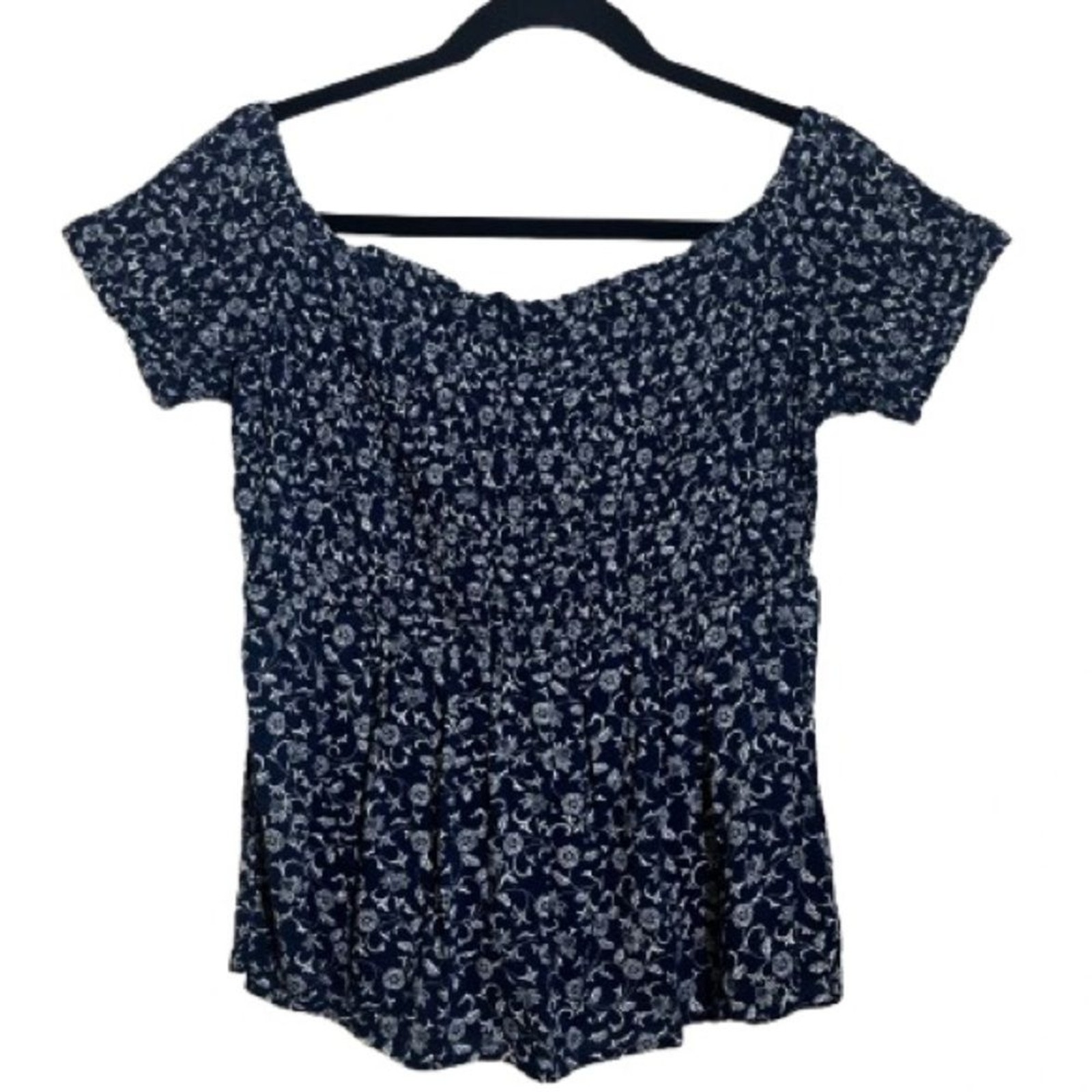 Old Navy Dark Blue Floral Blouse - Size Large Old Navy Dark Blue Floral Blouse - Size Large