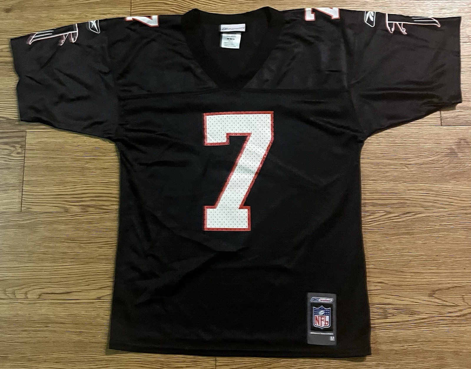 Boys Vintage Reebok Michael Vick Atlanta Falcons Black NFL Jersey Medium Y2K